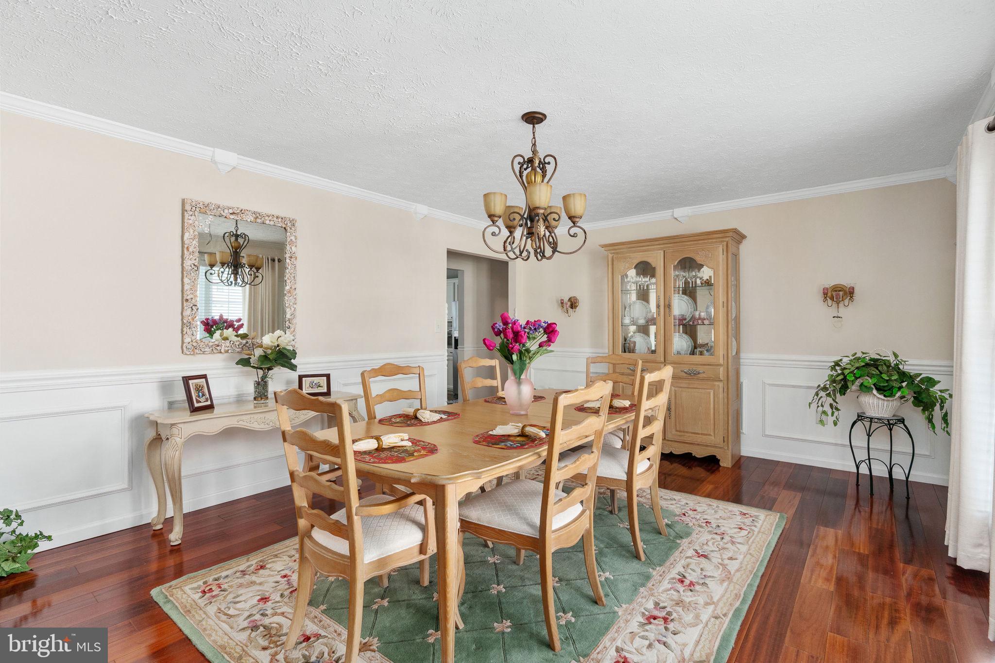 CROWN GRANT - Residential