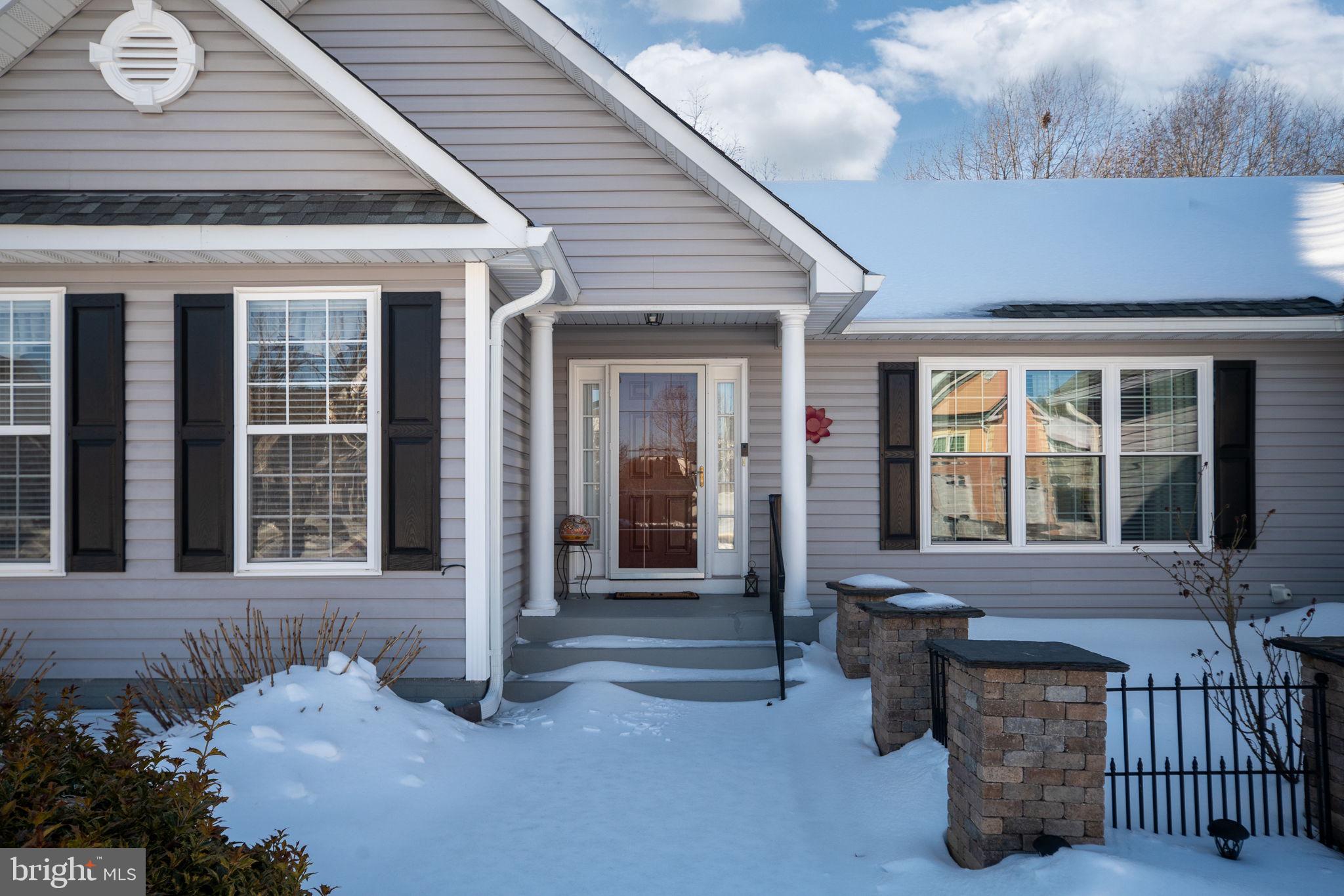 CROWN GRANT - Residential