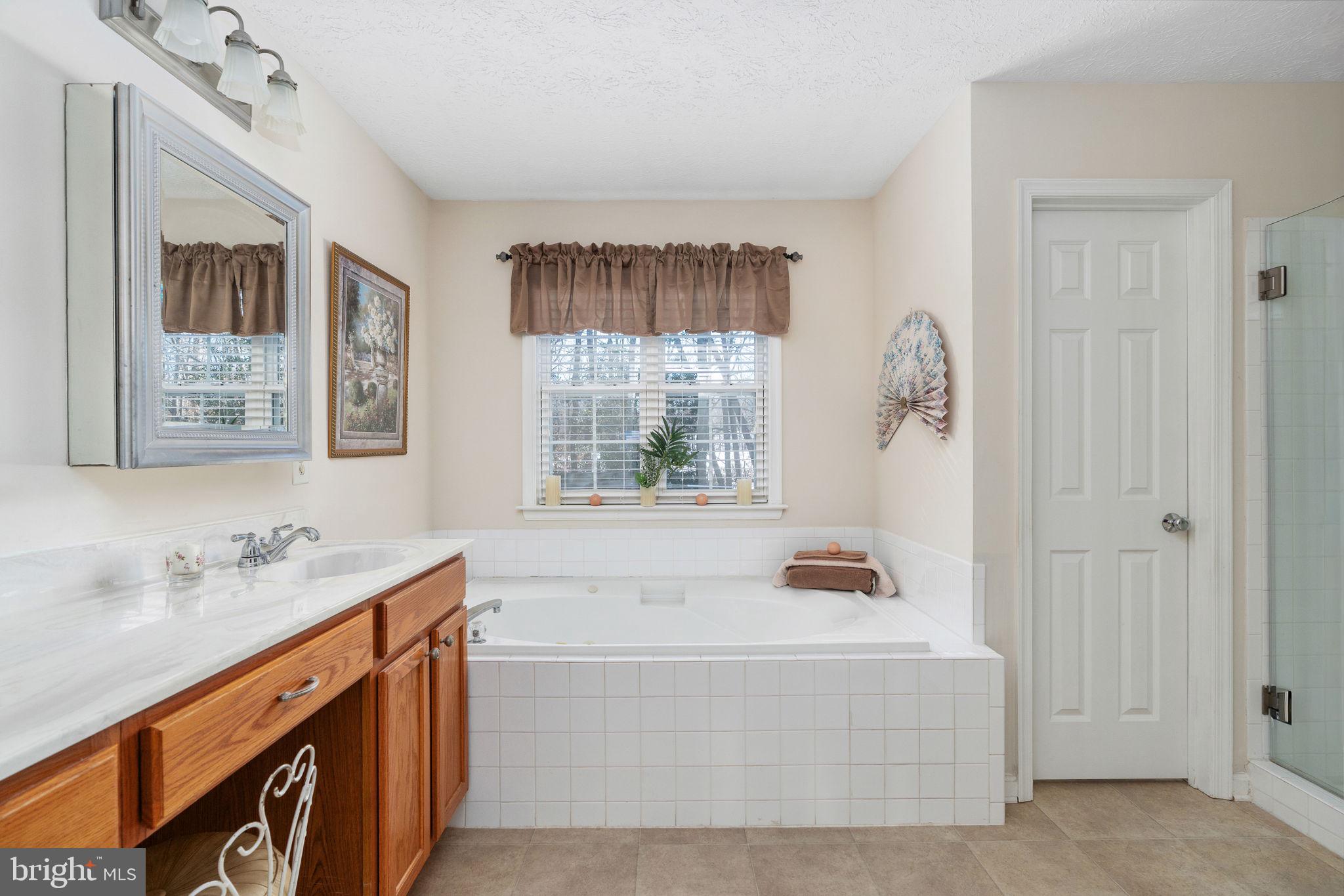 CROWN GRANT - Residential