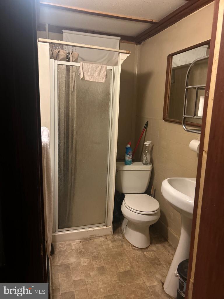 TEMPLE UNIVERSITY - Residential