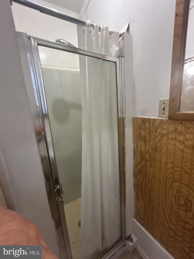 TEMPLE UNIVERSITY - Residential