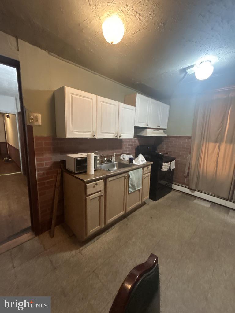 TEMPLE UNIVERSITY - Residential