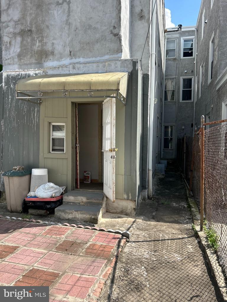 TEMPLE UNIVERSITY - Residential