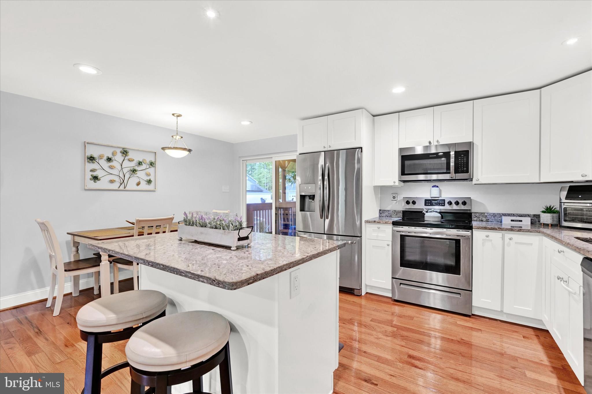 SUE CREEK LANDING - Residential