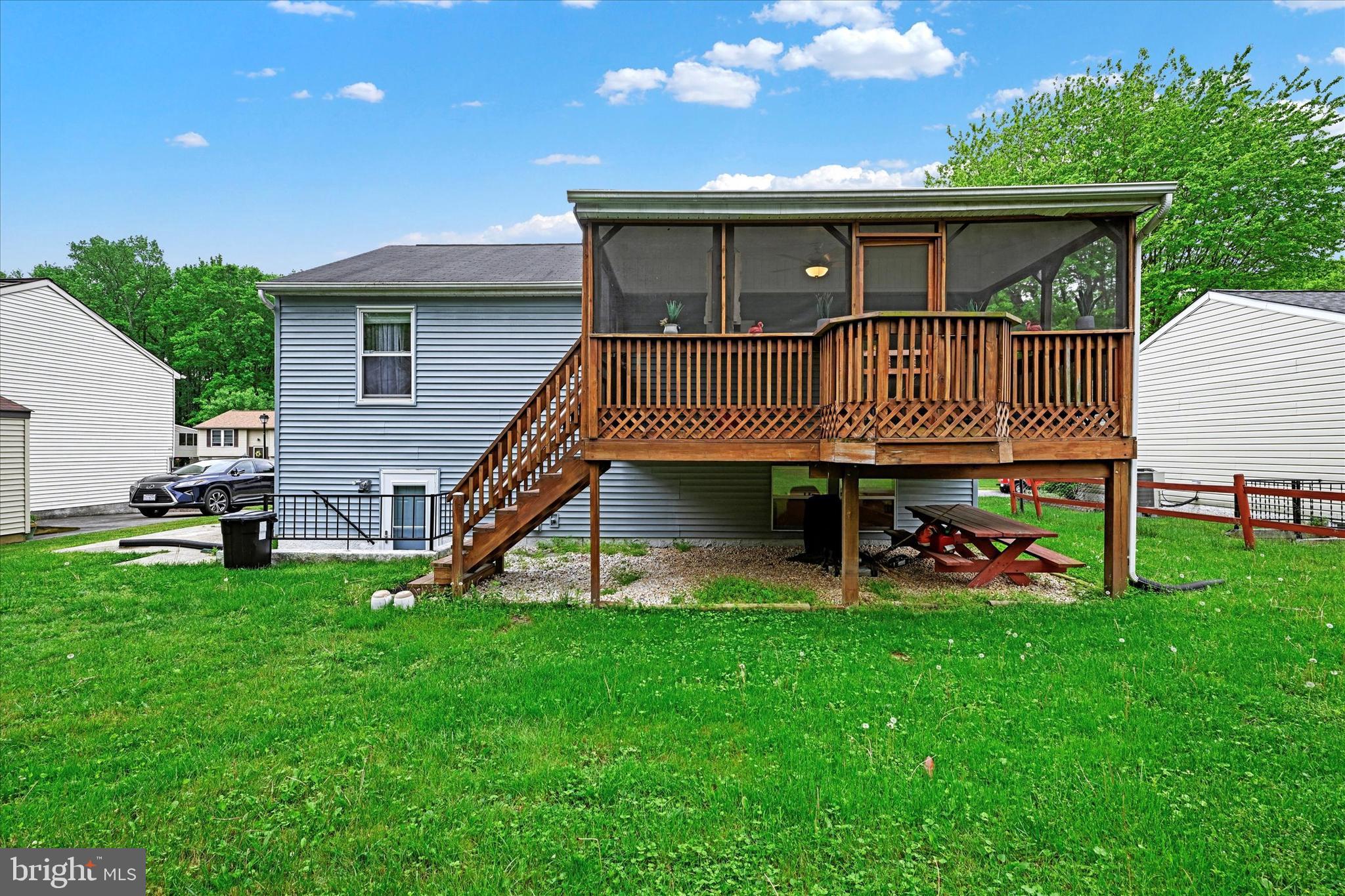 SUE CREEK LANDING - Residential