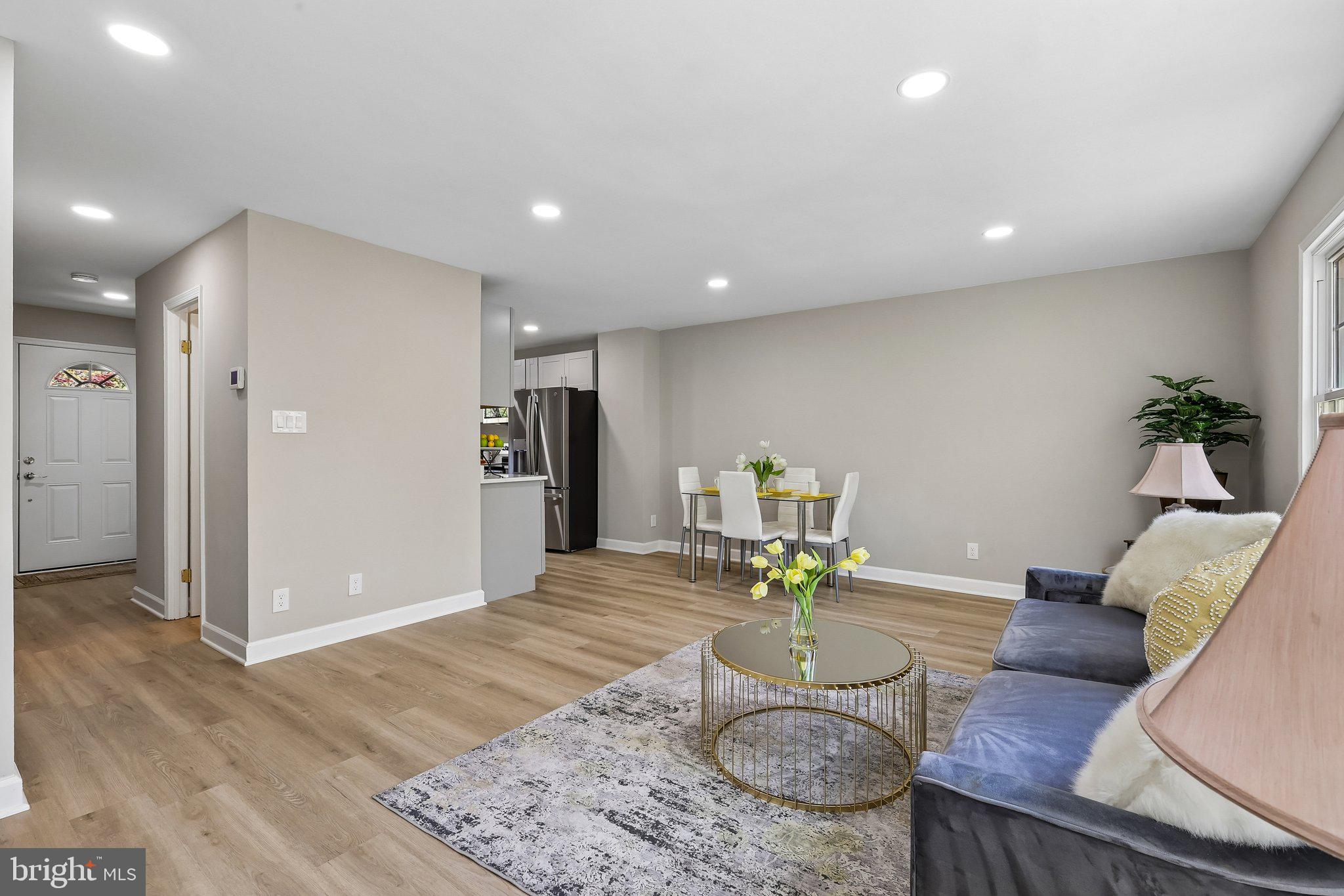 6302 PADDINGTON LANE