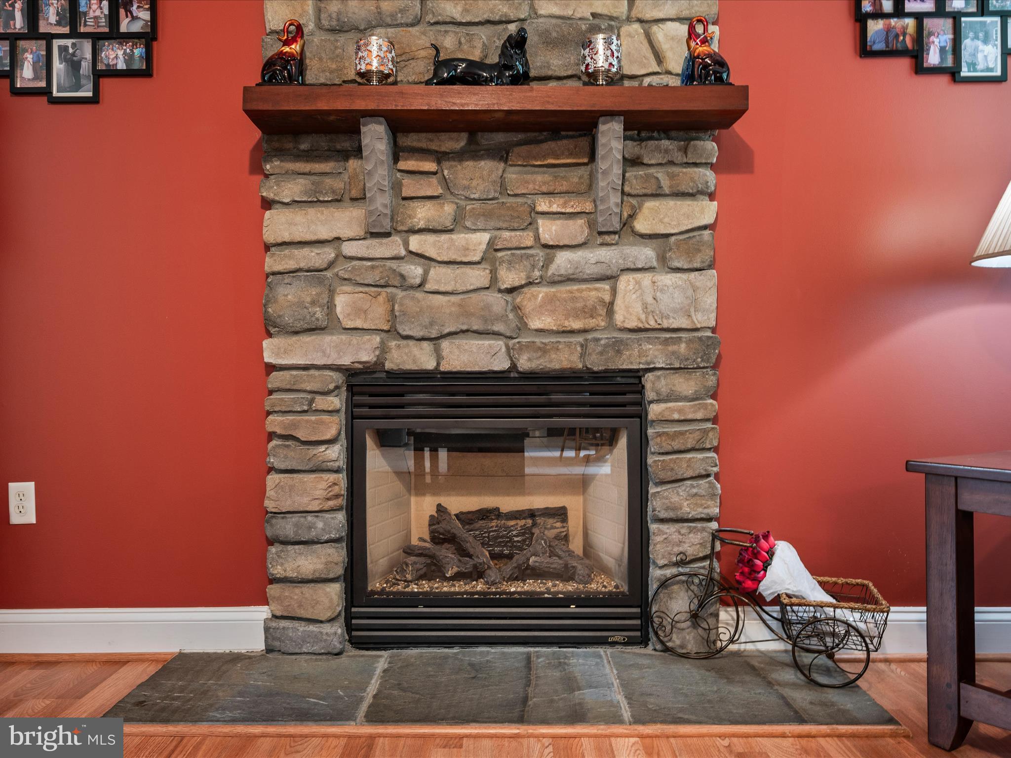 MOHR'S LANDING - Residential