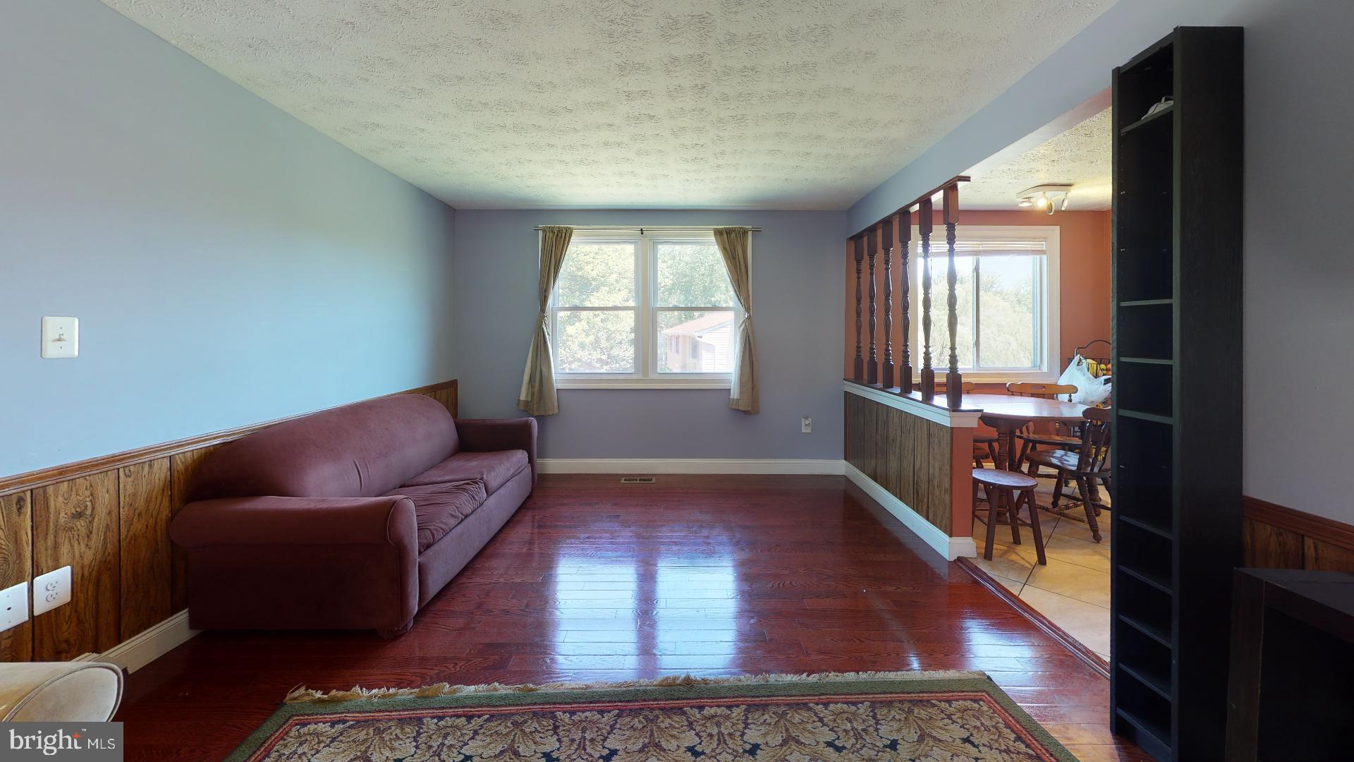 FRANKLIN SQUARE - Residential