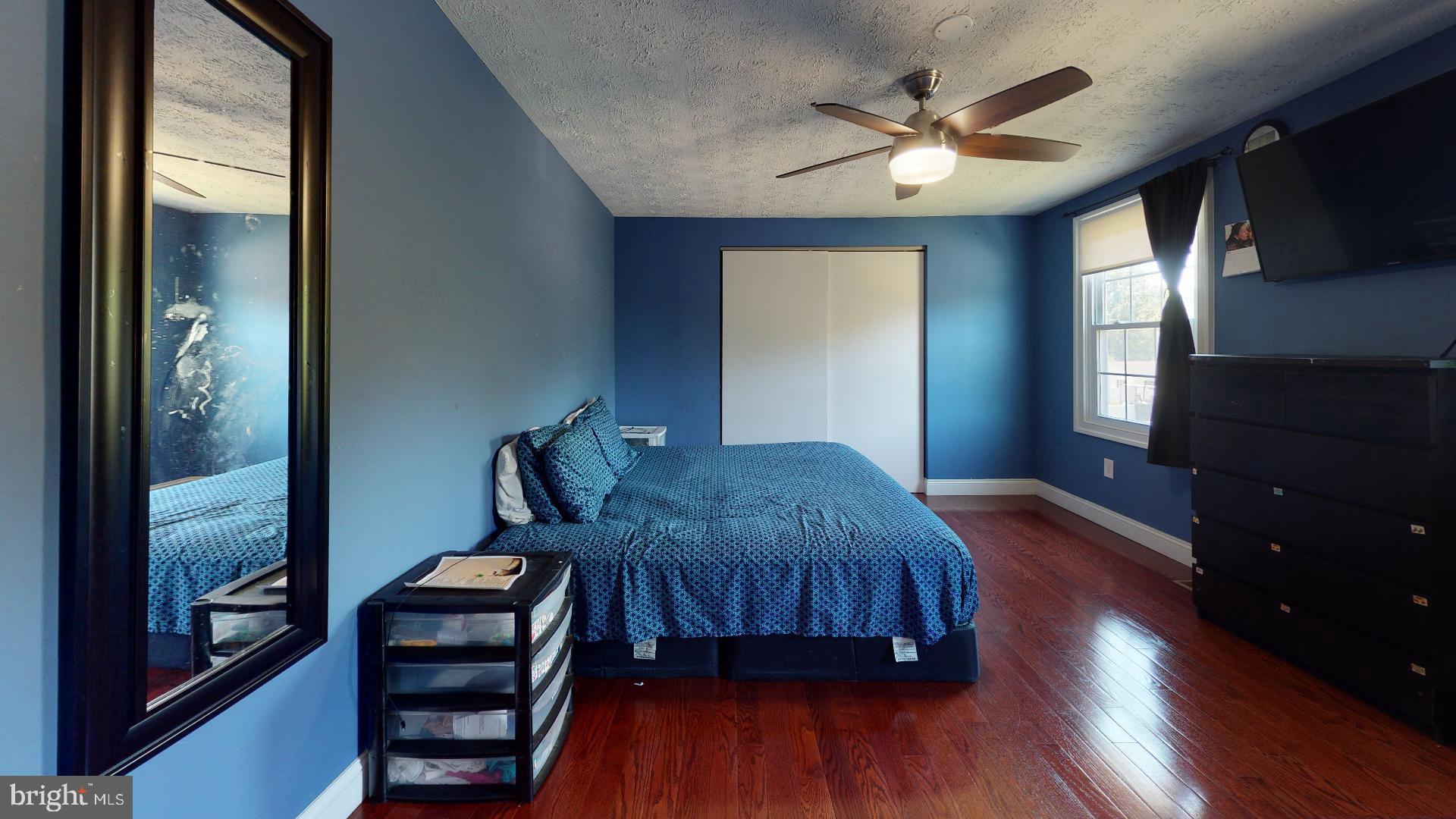 FRANKLIN SQUARE - Residential