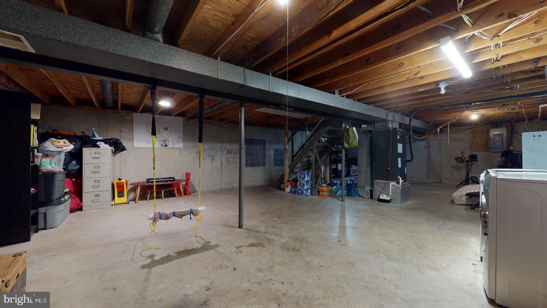 FRANKLIN SQUARE - Residential