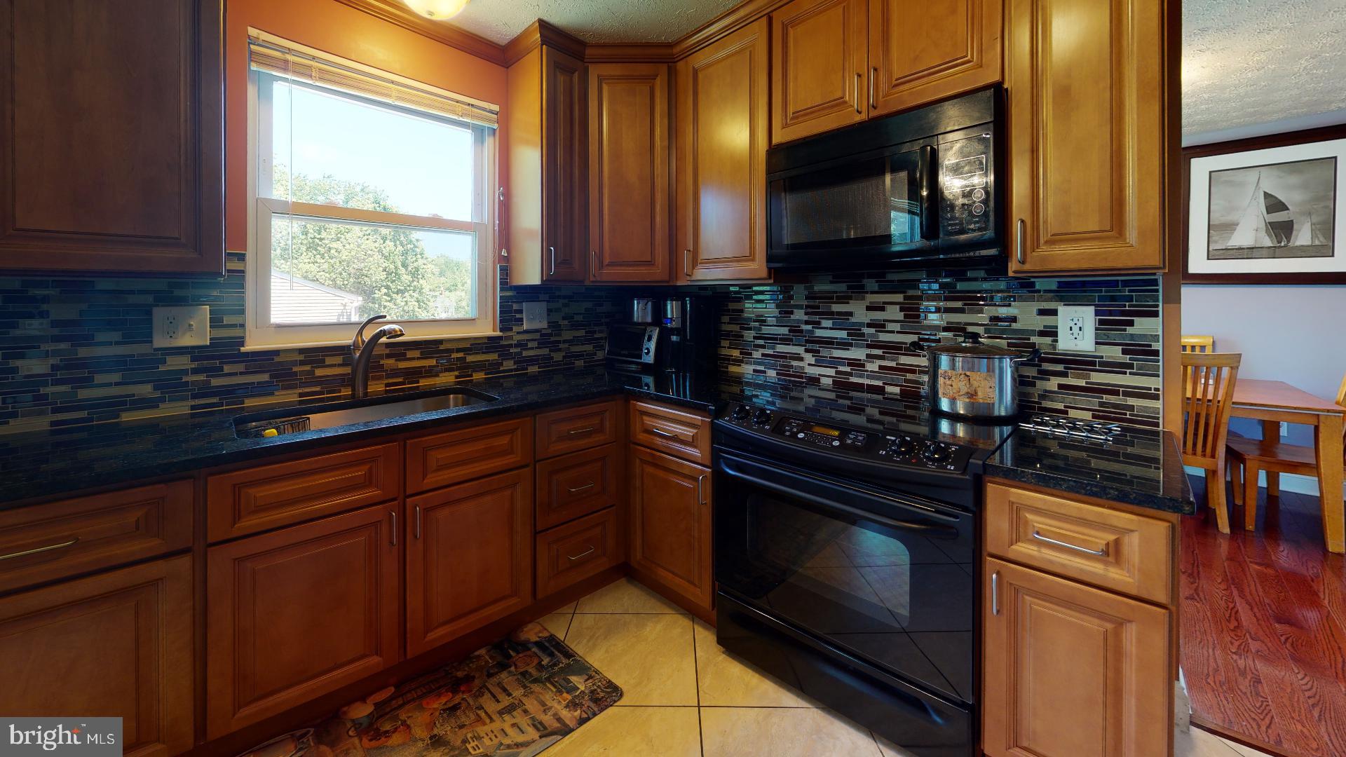 FRANKLIN SQUARE - Residential