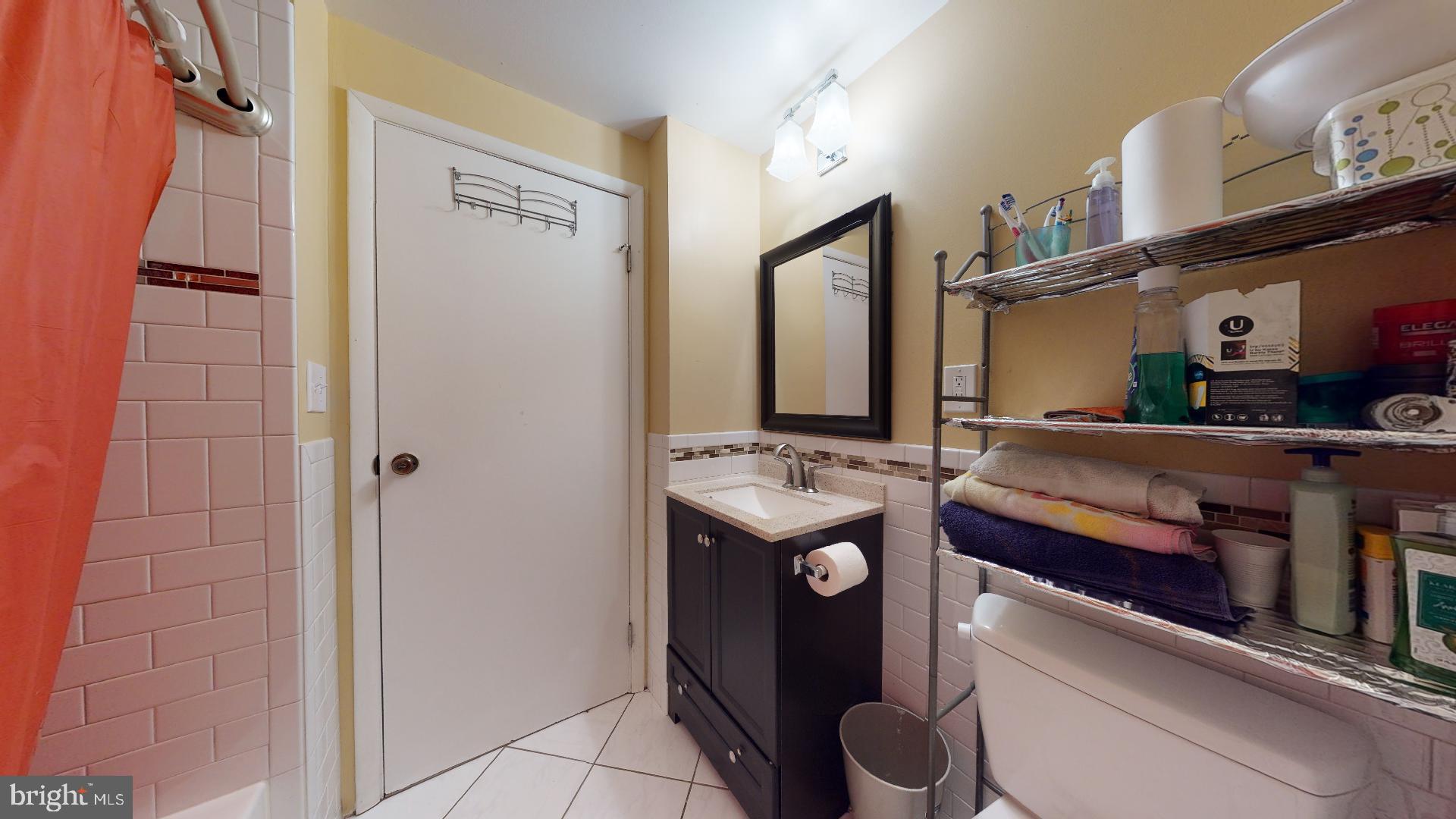 FRANKLIN SQUARE - Residential