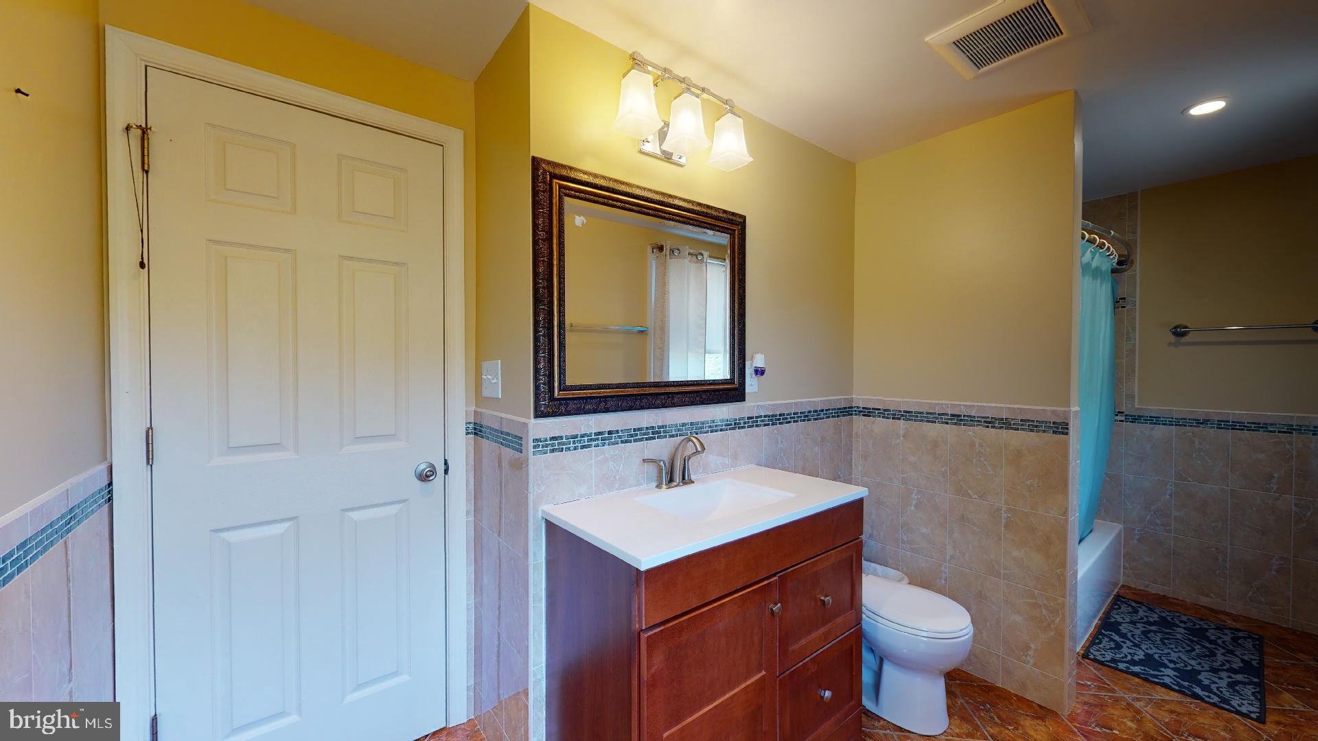 FRANKLIN SQUARE - Residential