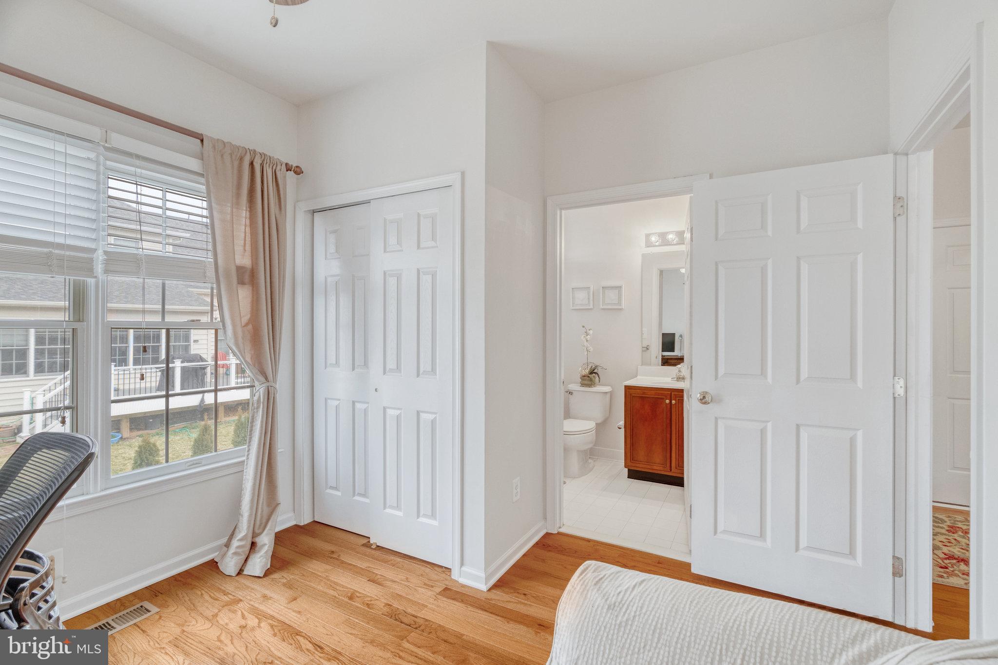 SOUTH RIDING - Residential