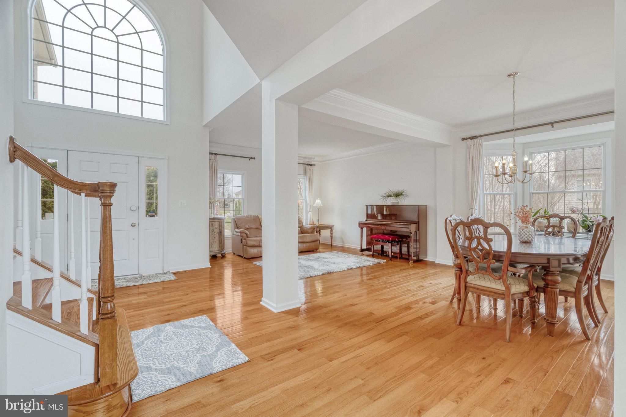 SOUTH RIDING - Residential