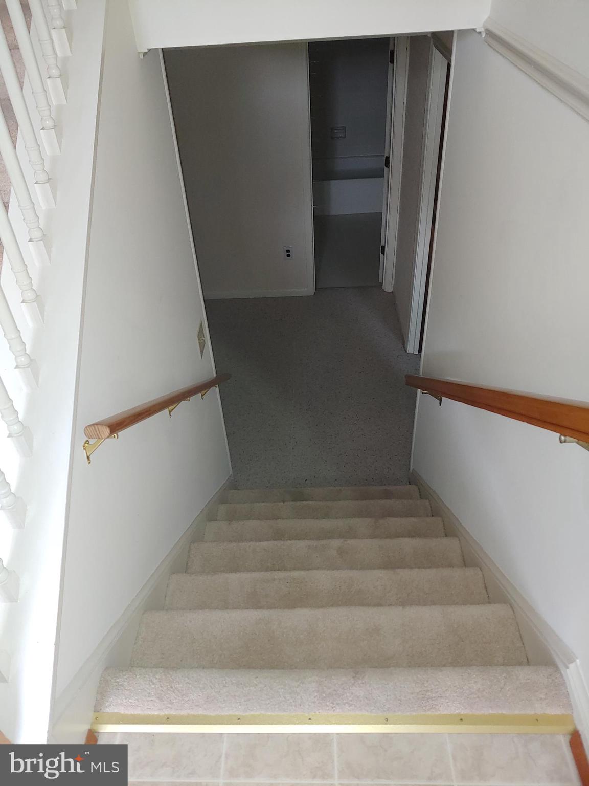 NORTH FERRY FARMS - Residential