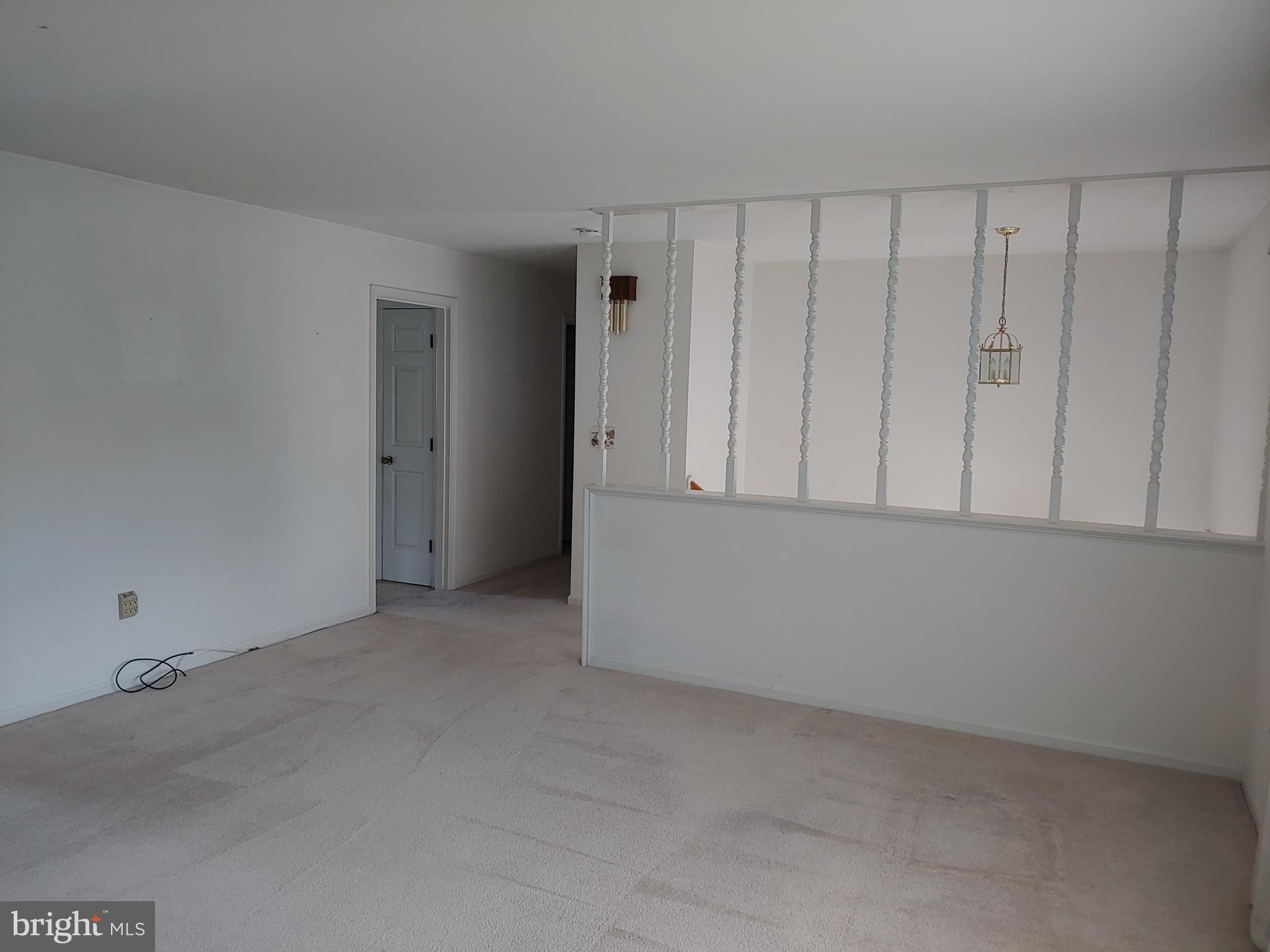 NORTH FERRY FARMS - Residential