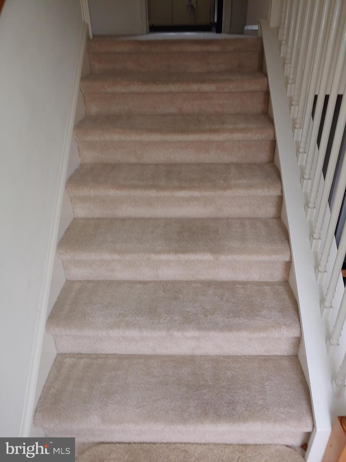 NORTH FERRY FARMS - Residential