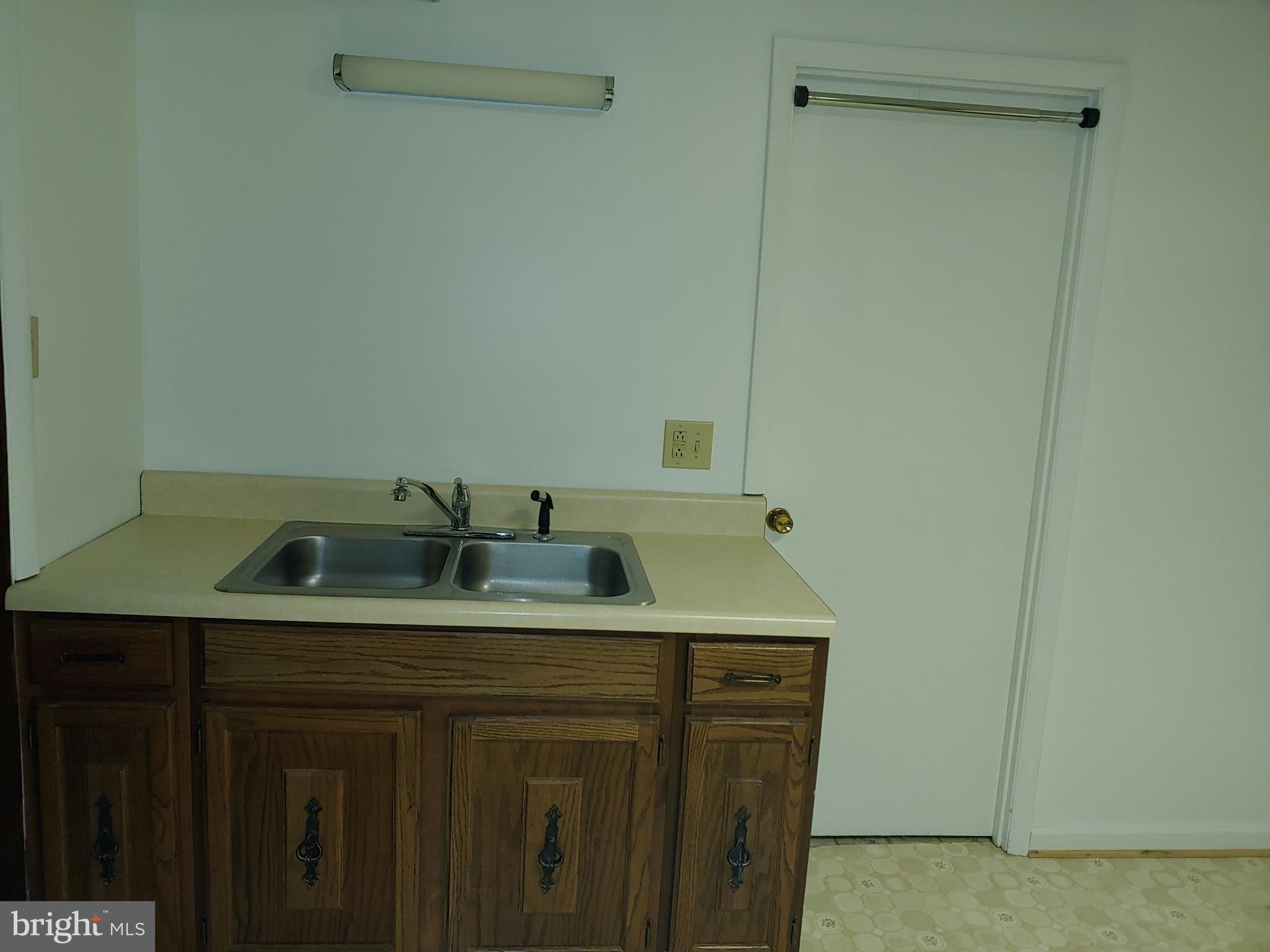 NORTH FERRY FARMS - Residential