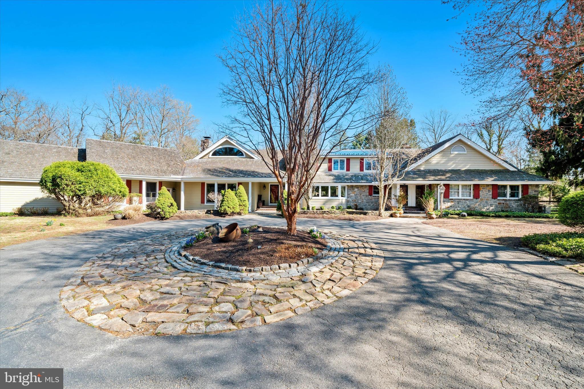 406 HILLSIDE RD.