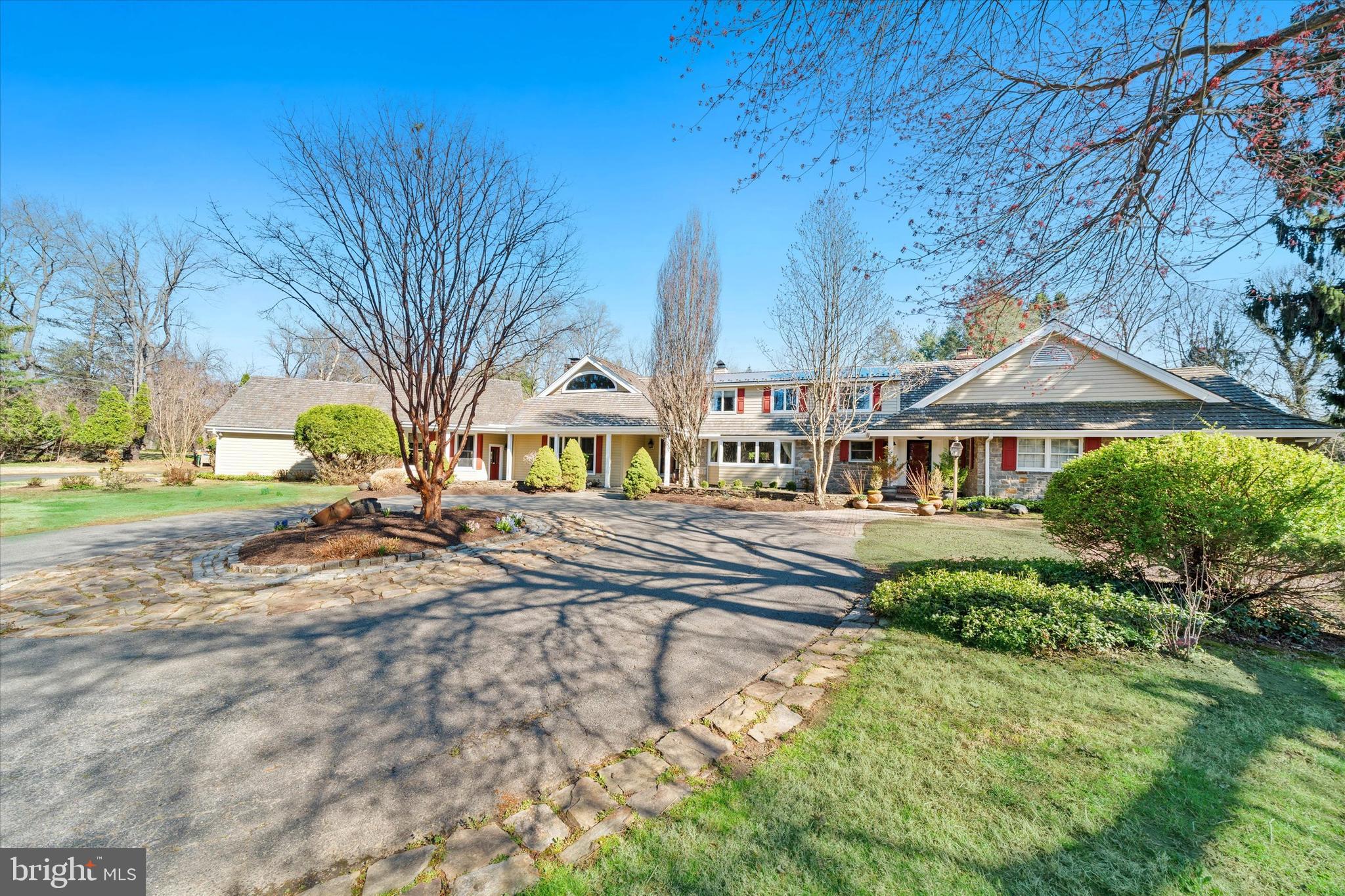 406 HILLSIDE RD.