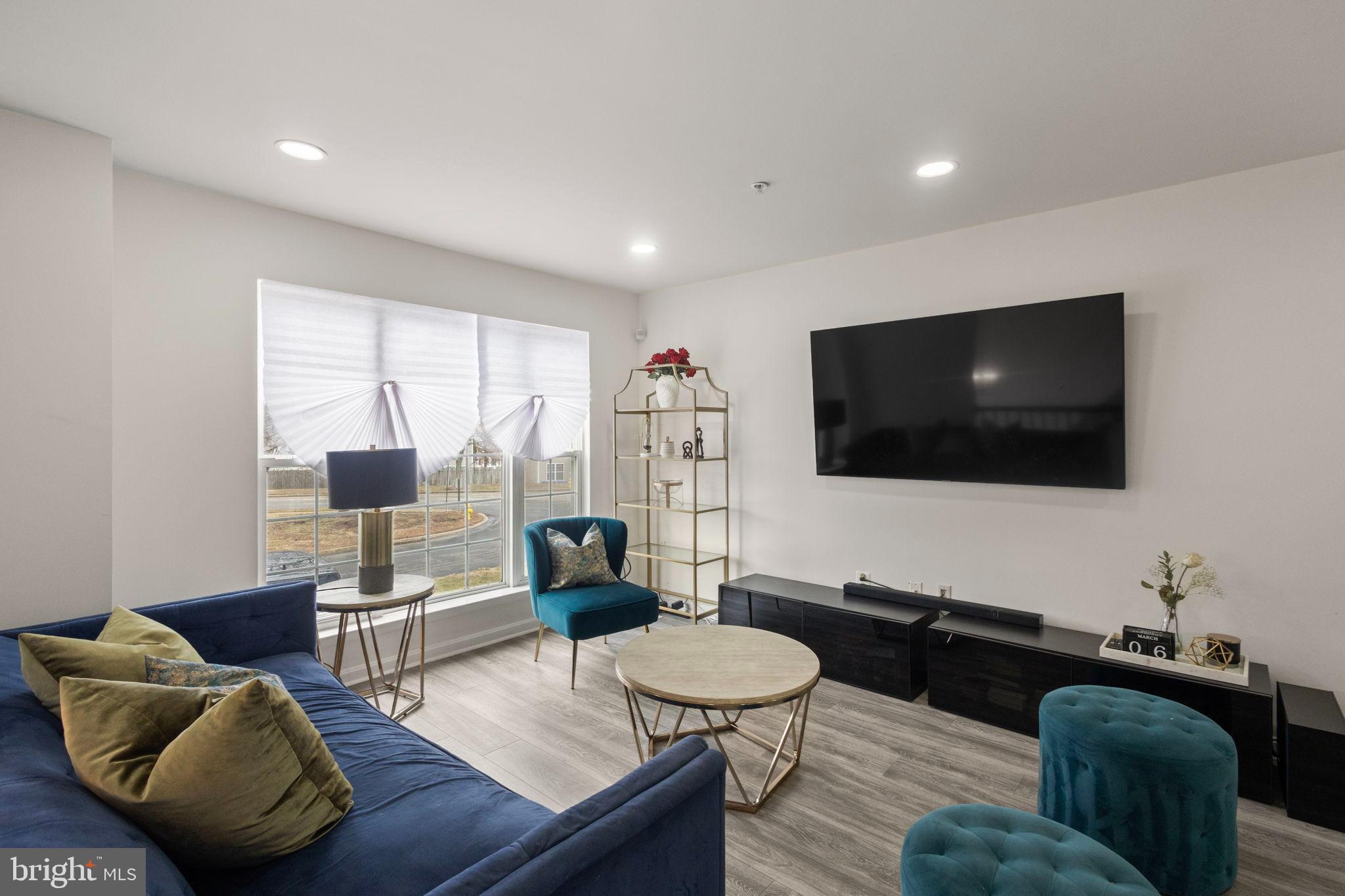 SOUTHWINDS SUB - Residential