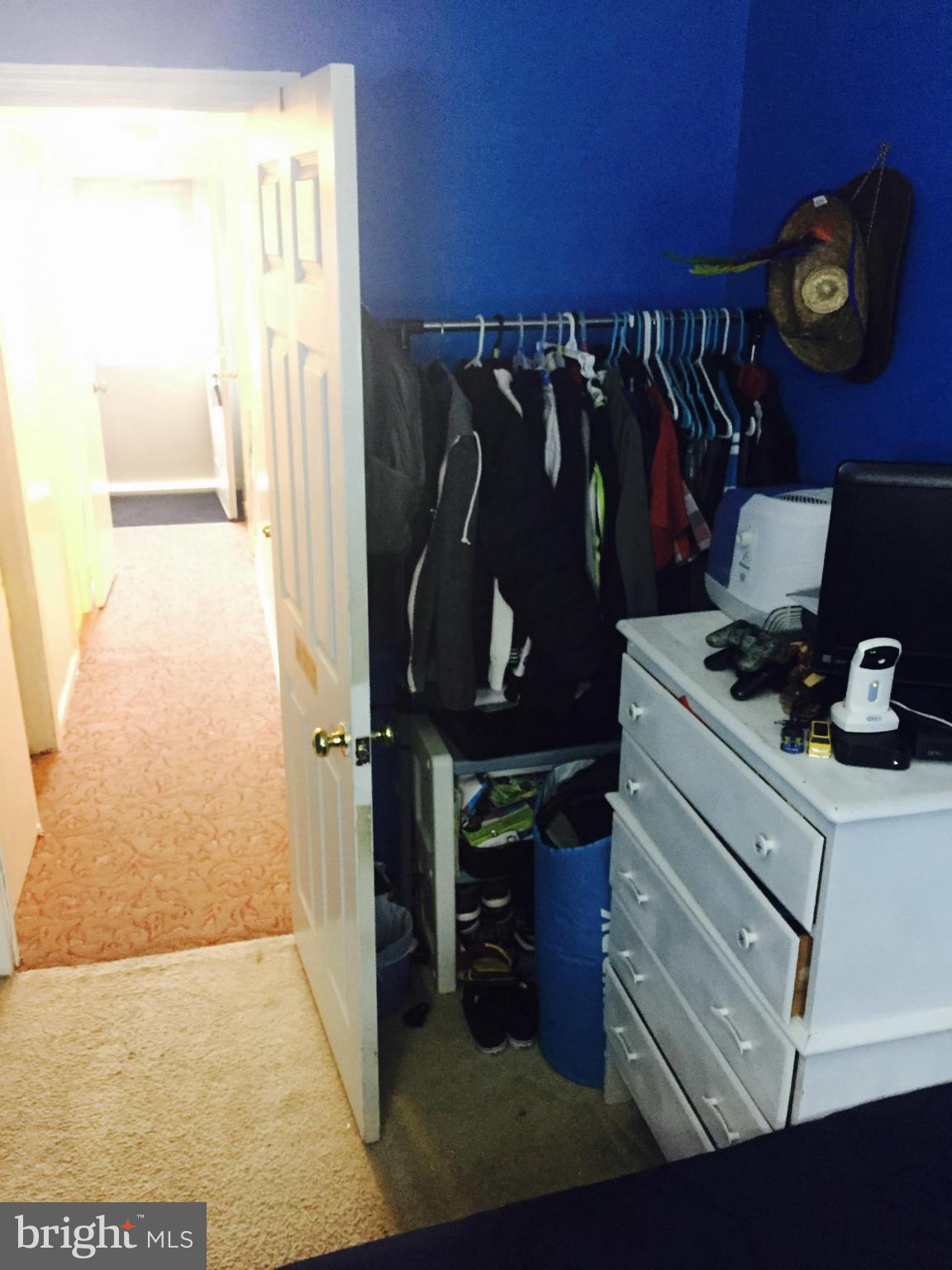 FOUR SEASONS REGIME - Residential