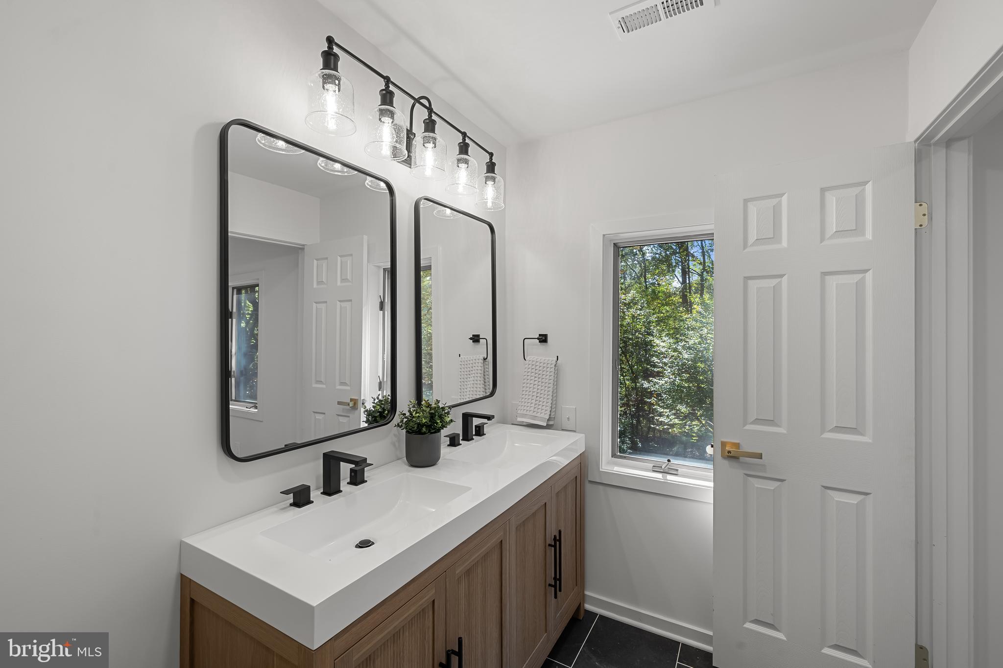 VELVET VALLEY - Residential