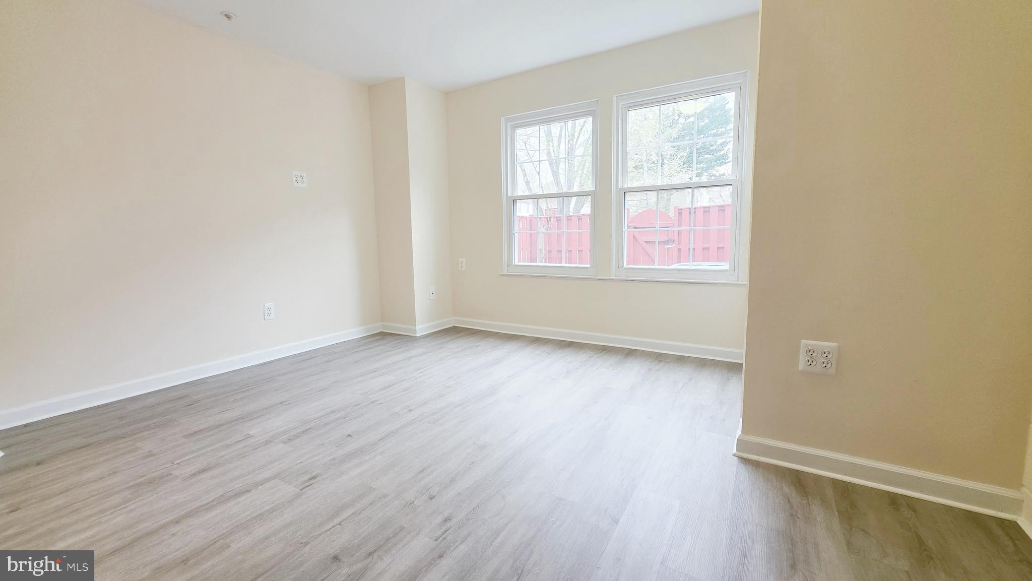 CHURCHILL TOWN SECTOR - Residential