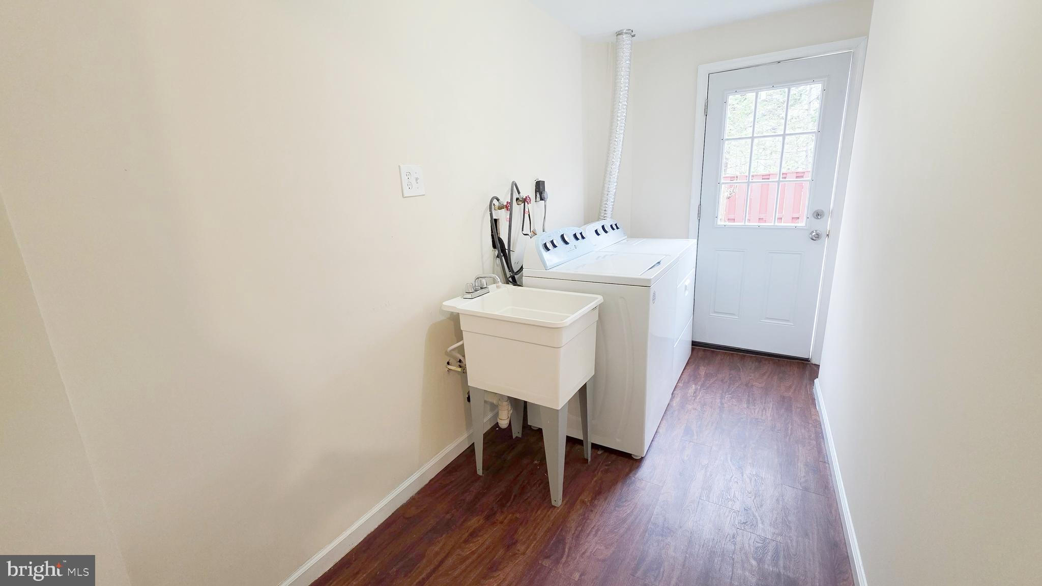 CHURCHILL TOWN SECTOR - Residential