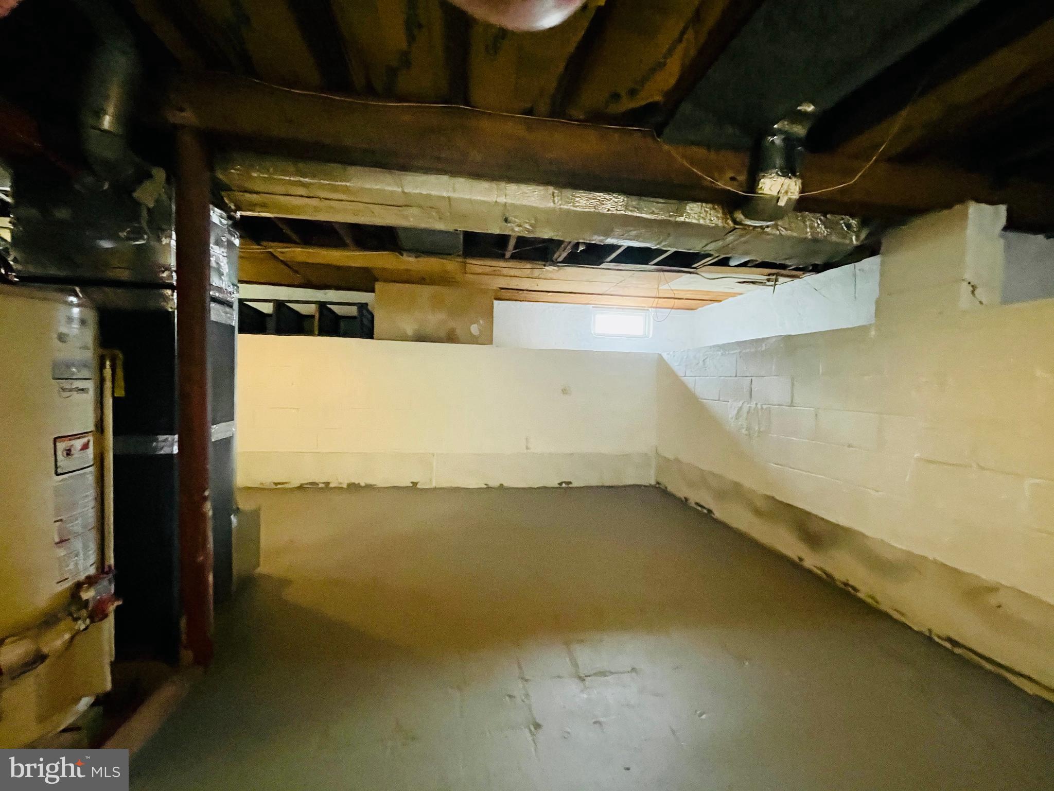 EDGEWATER - Residential