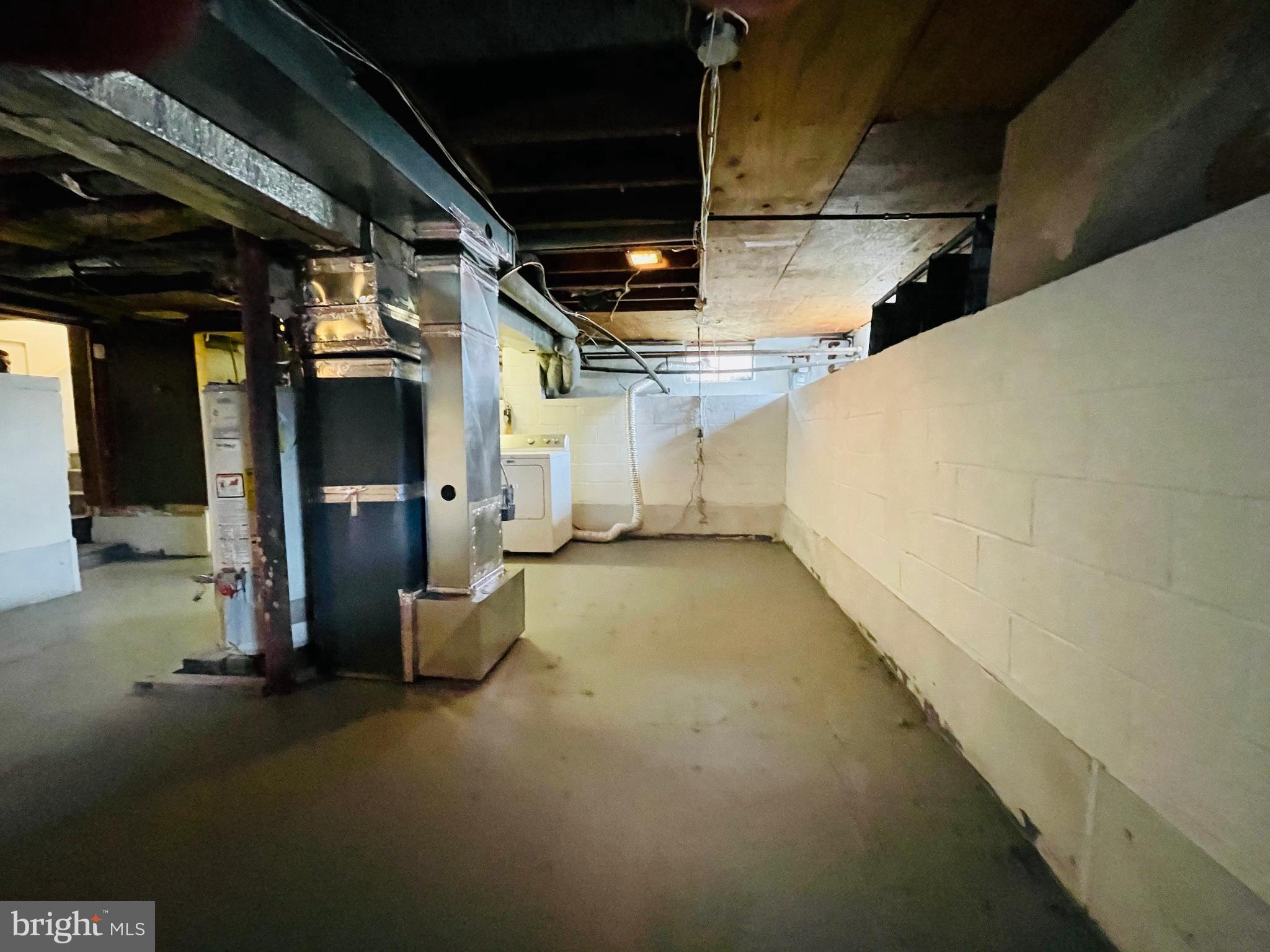 EDGEWATER - Residential