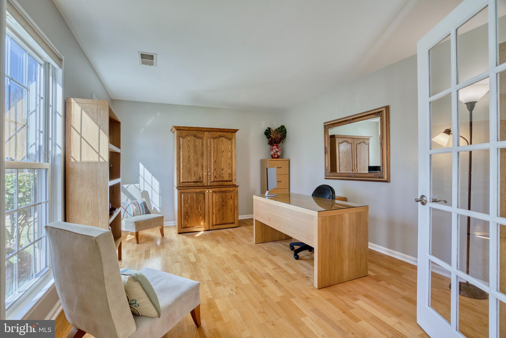 LAKE RIDGE - Residential