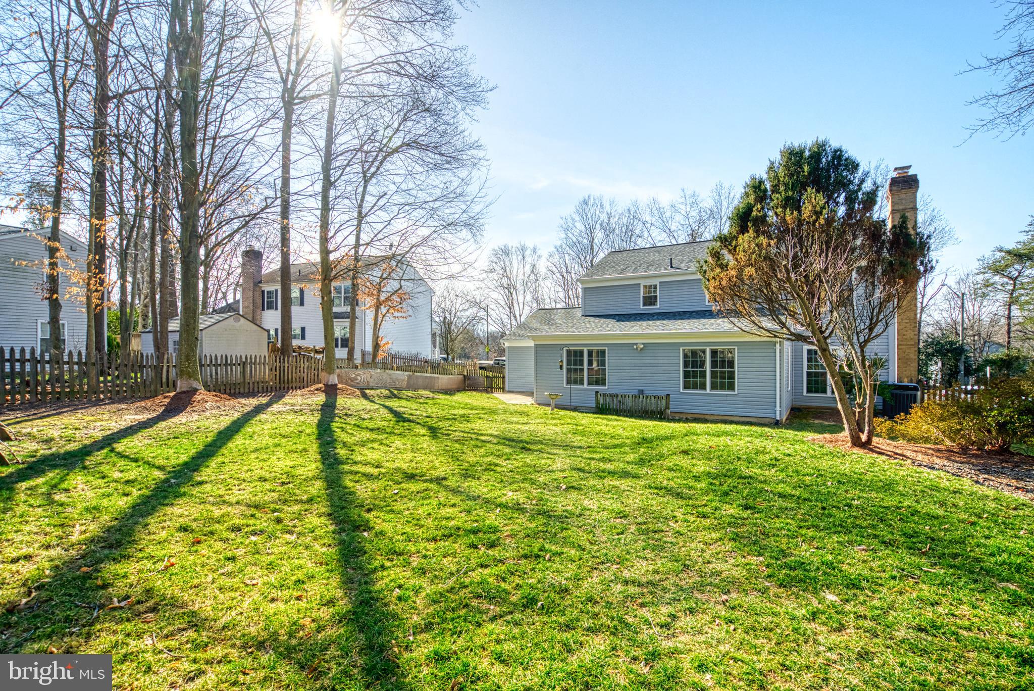 LAKE RIDGE - Residential