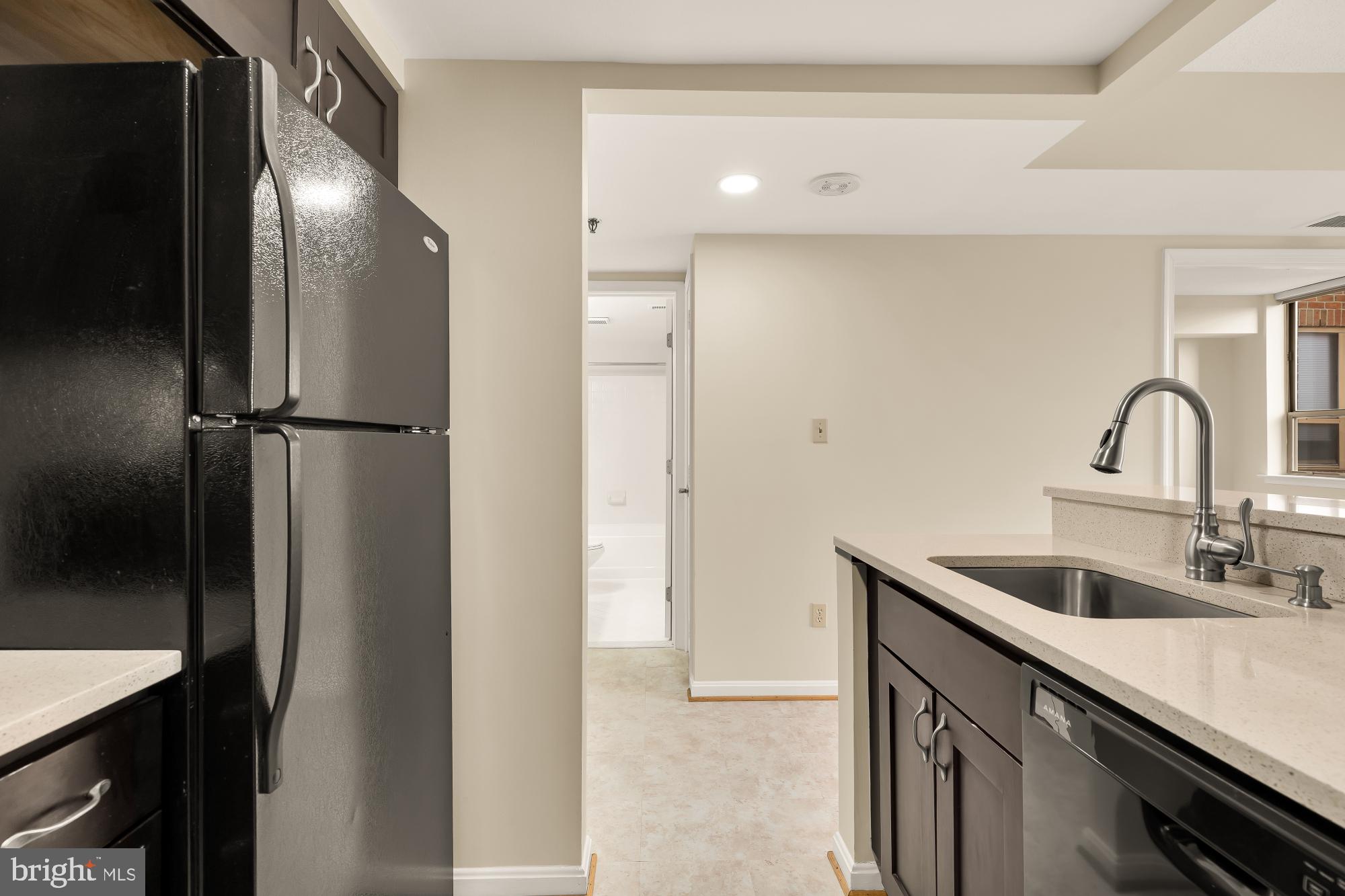 THE CHRISTOPHER - Residential