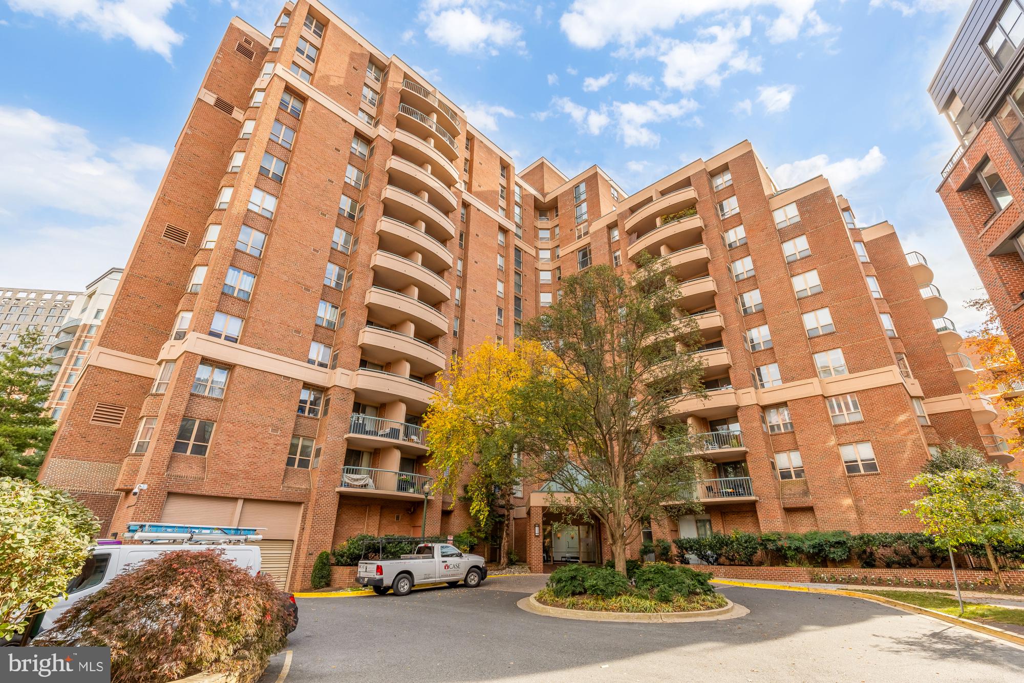 THE CHRISTOPHER - Residential