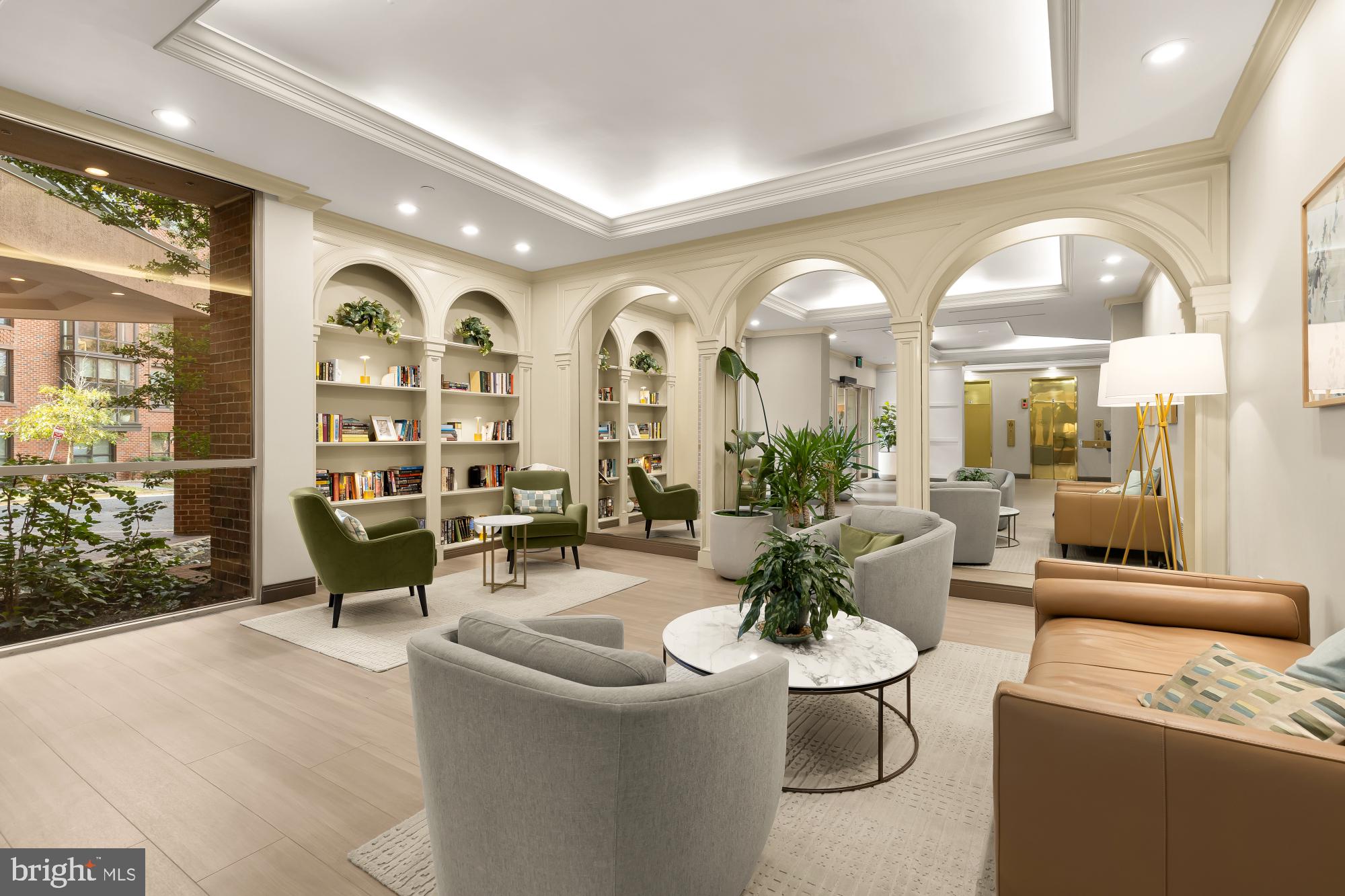 THE CHRISTOPHER - Residential