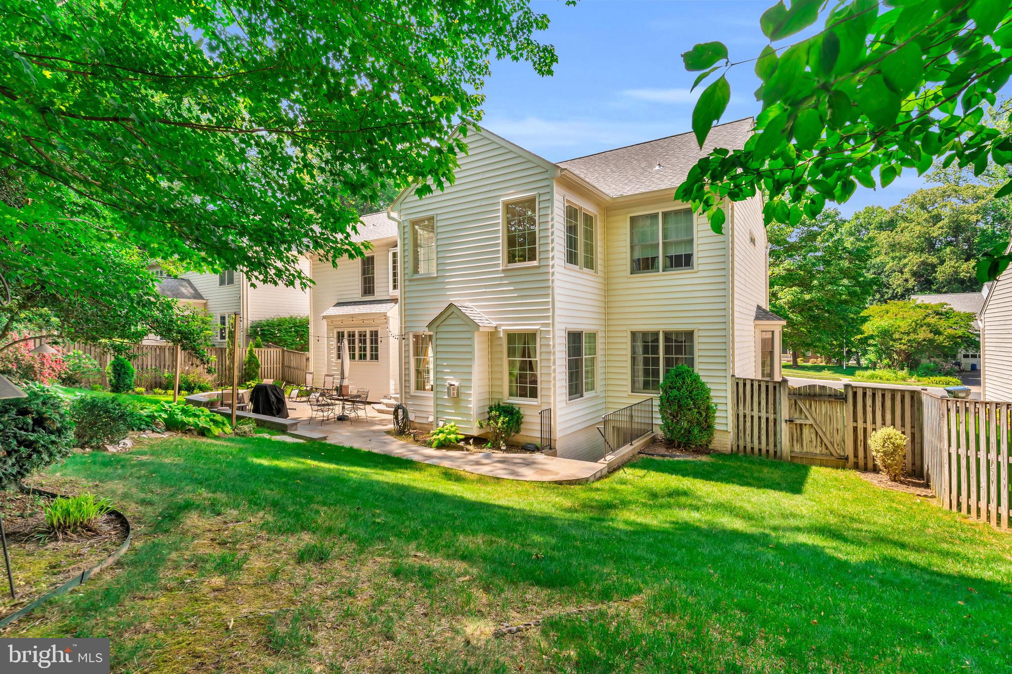 9515 HOLLY PROSPECT COURT