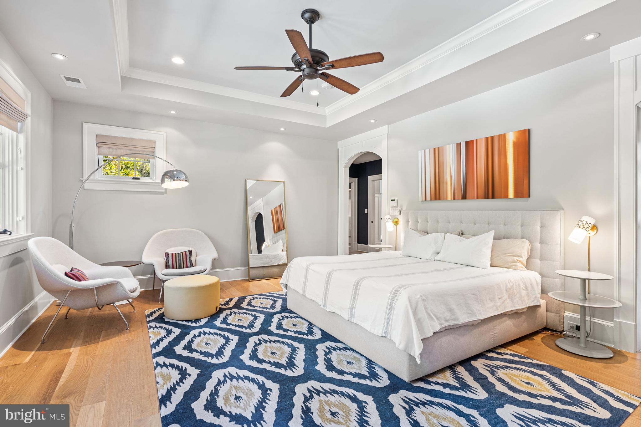 COUNTRY CLUB HILLS - Residential