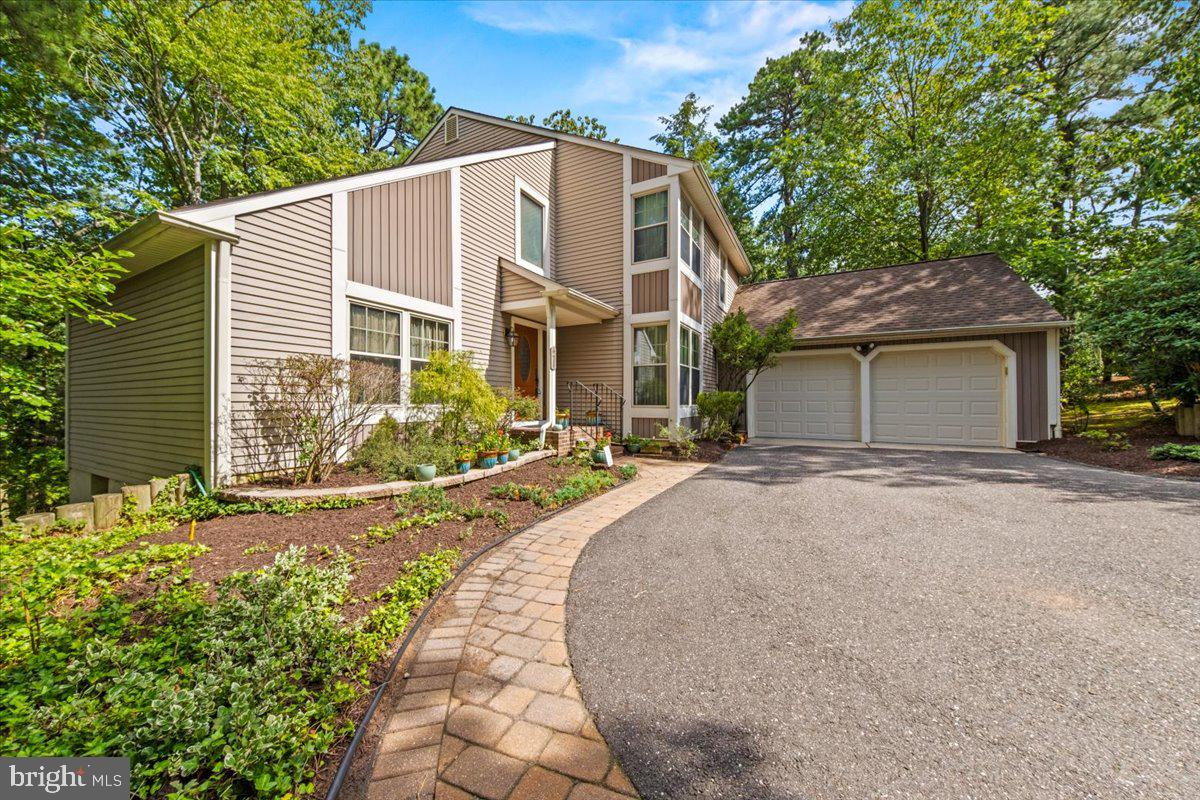 21 CHATHAM DRIVE