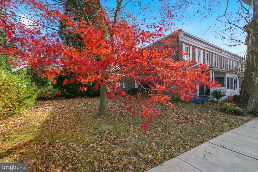 Photo of 5 Manchester Avenue, MEDIA, PA 19063 (MLS # PADE2104320)