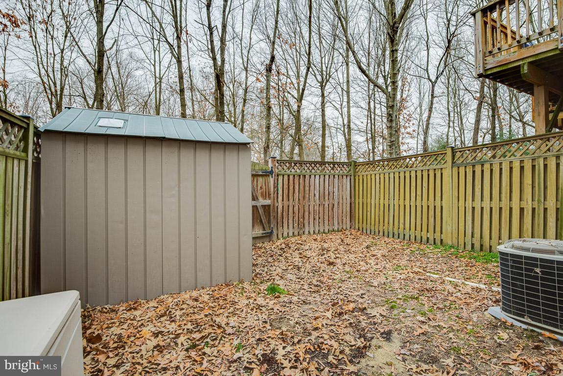 CARRIAGE PINES/LAKE VILL - Residential