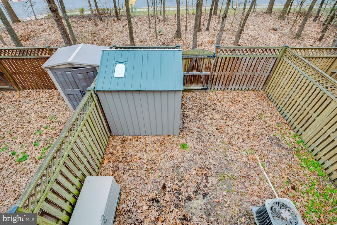 CARRIAGE PINES/LAKE VILL - Residential