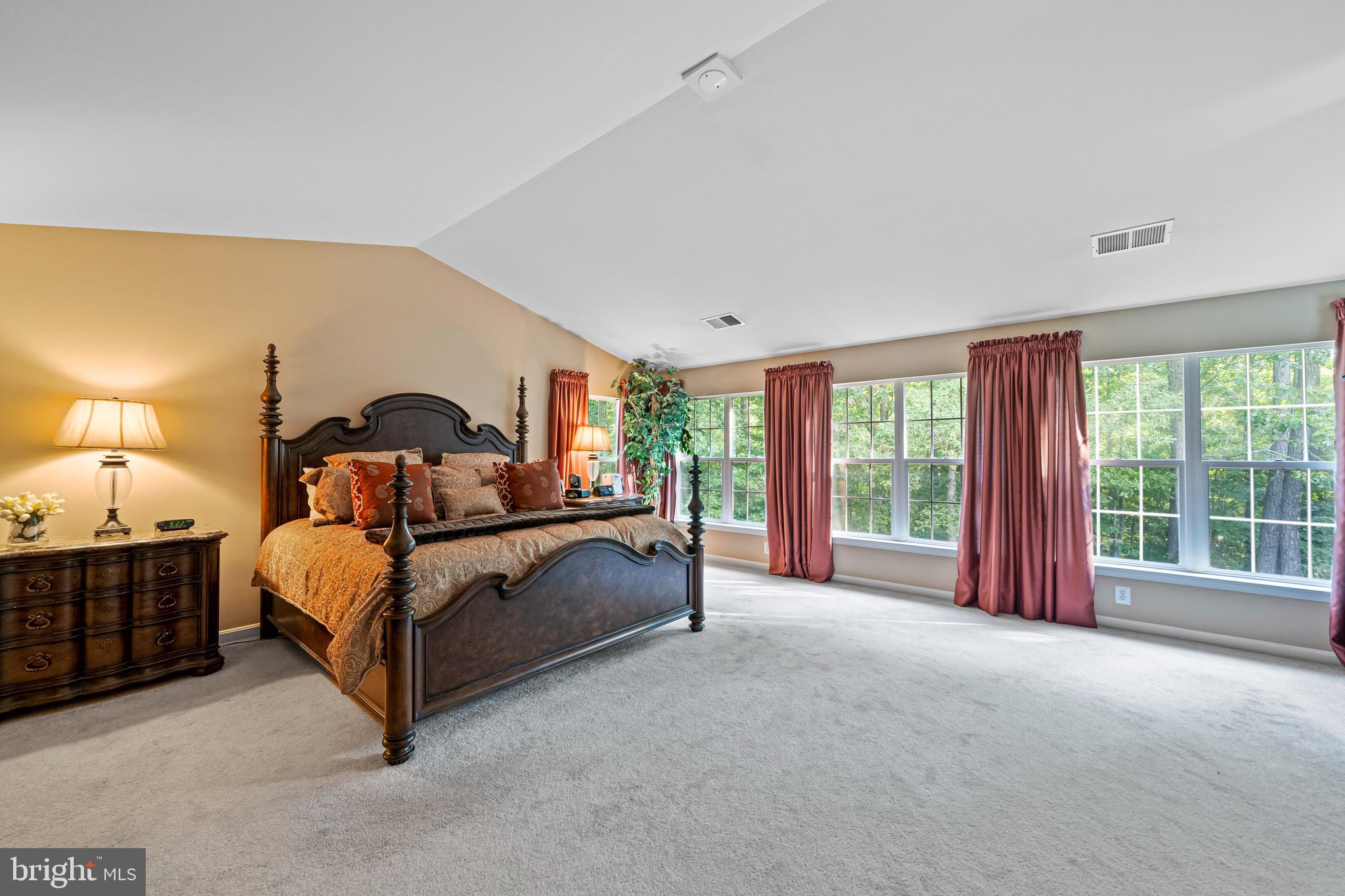 FOREST RUN - Residential