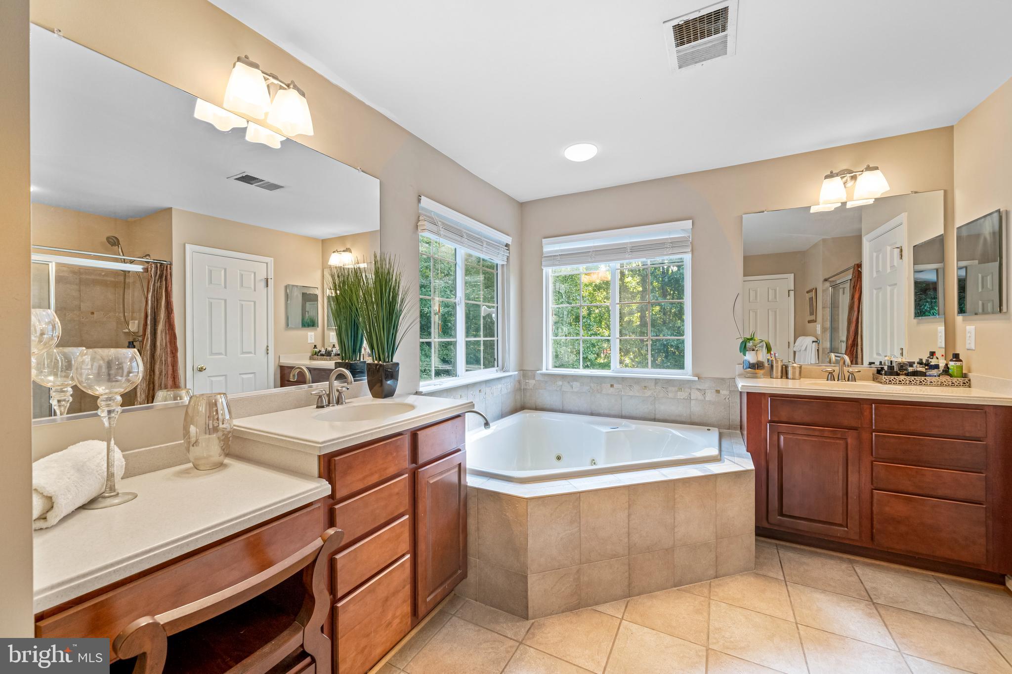 FOREST RUN - Residential