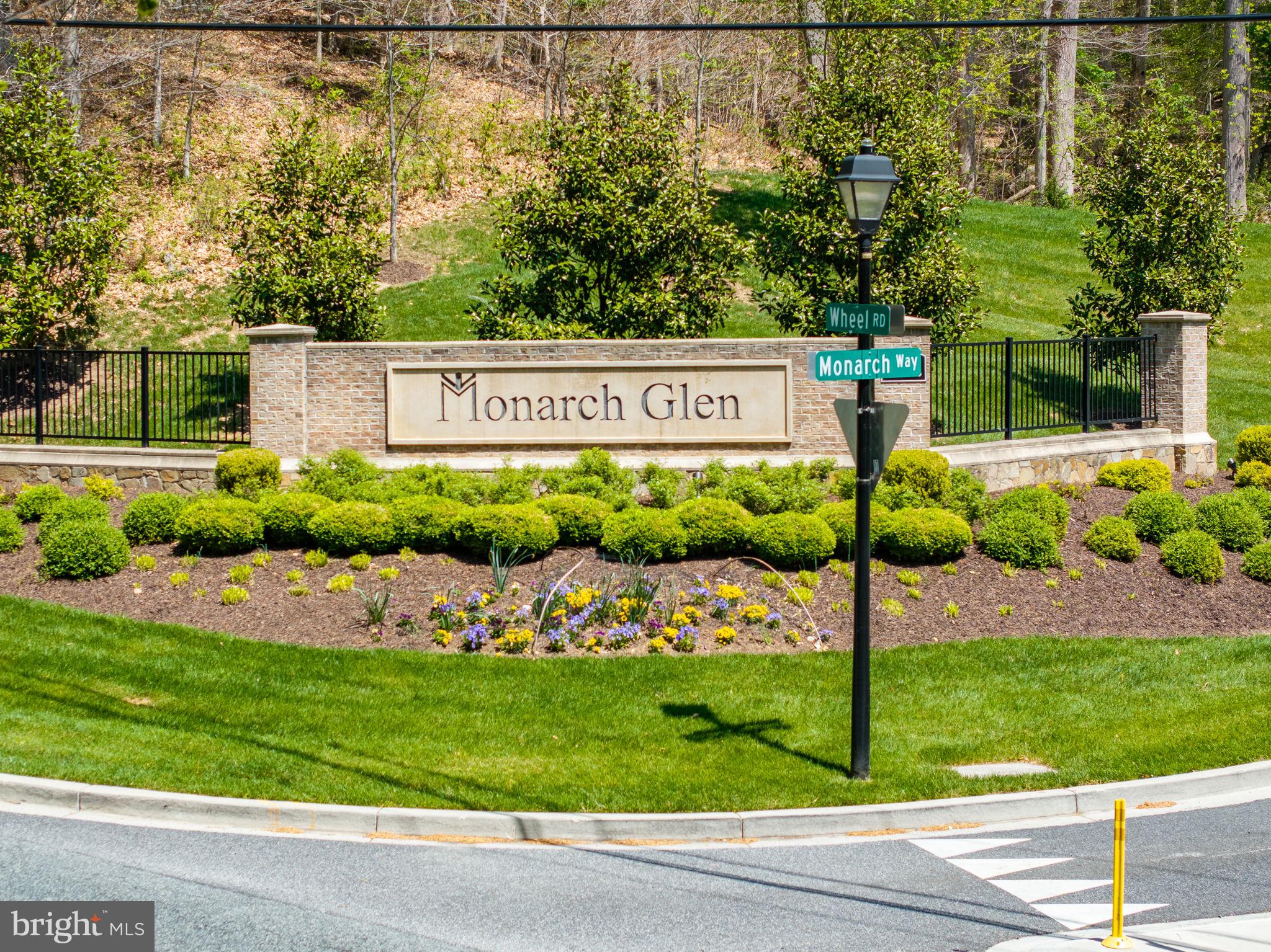 MONARCH GLEN - Residential