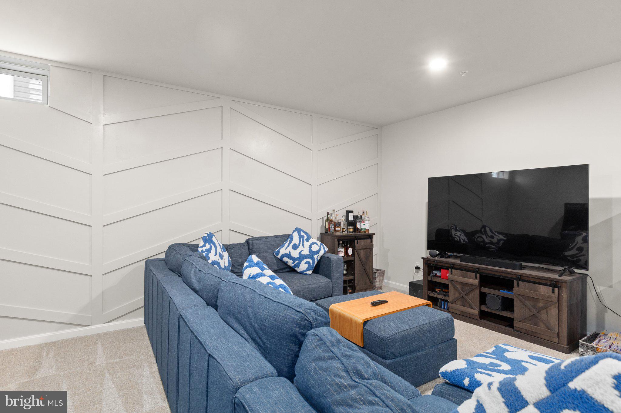 MONARCH GLEN - Residential