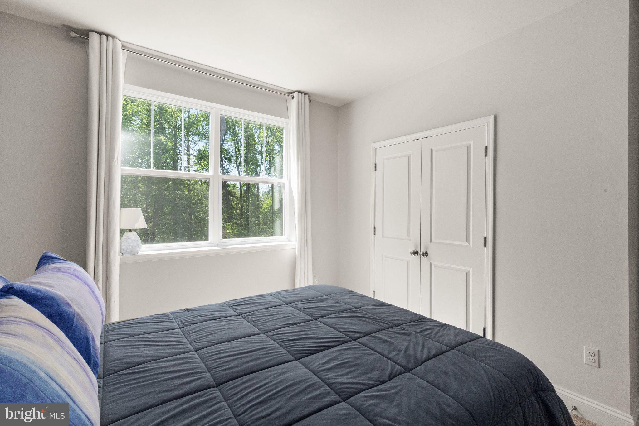 MONARCH GLEN - Residential