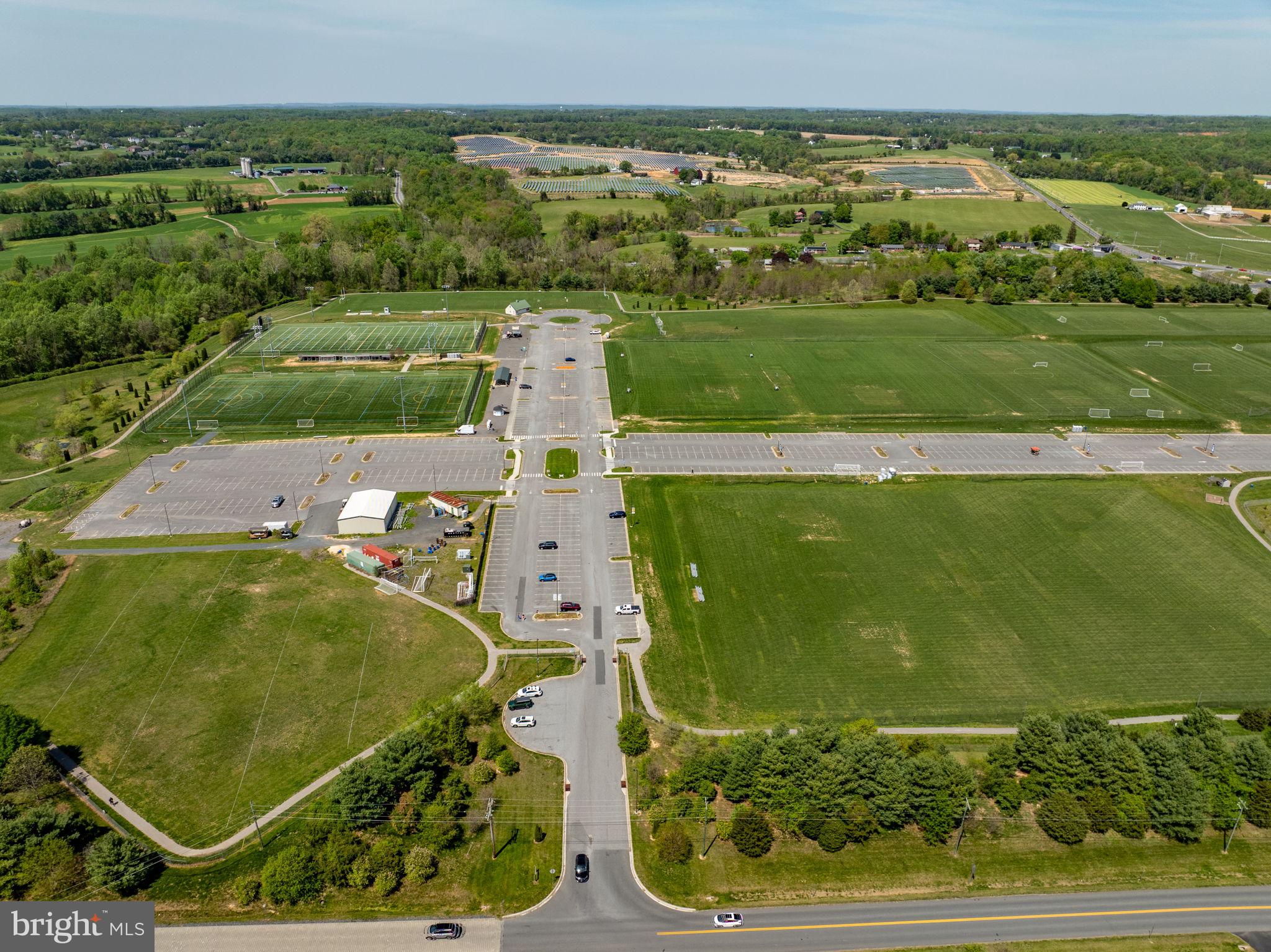 MONARCH GLEN - Residential