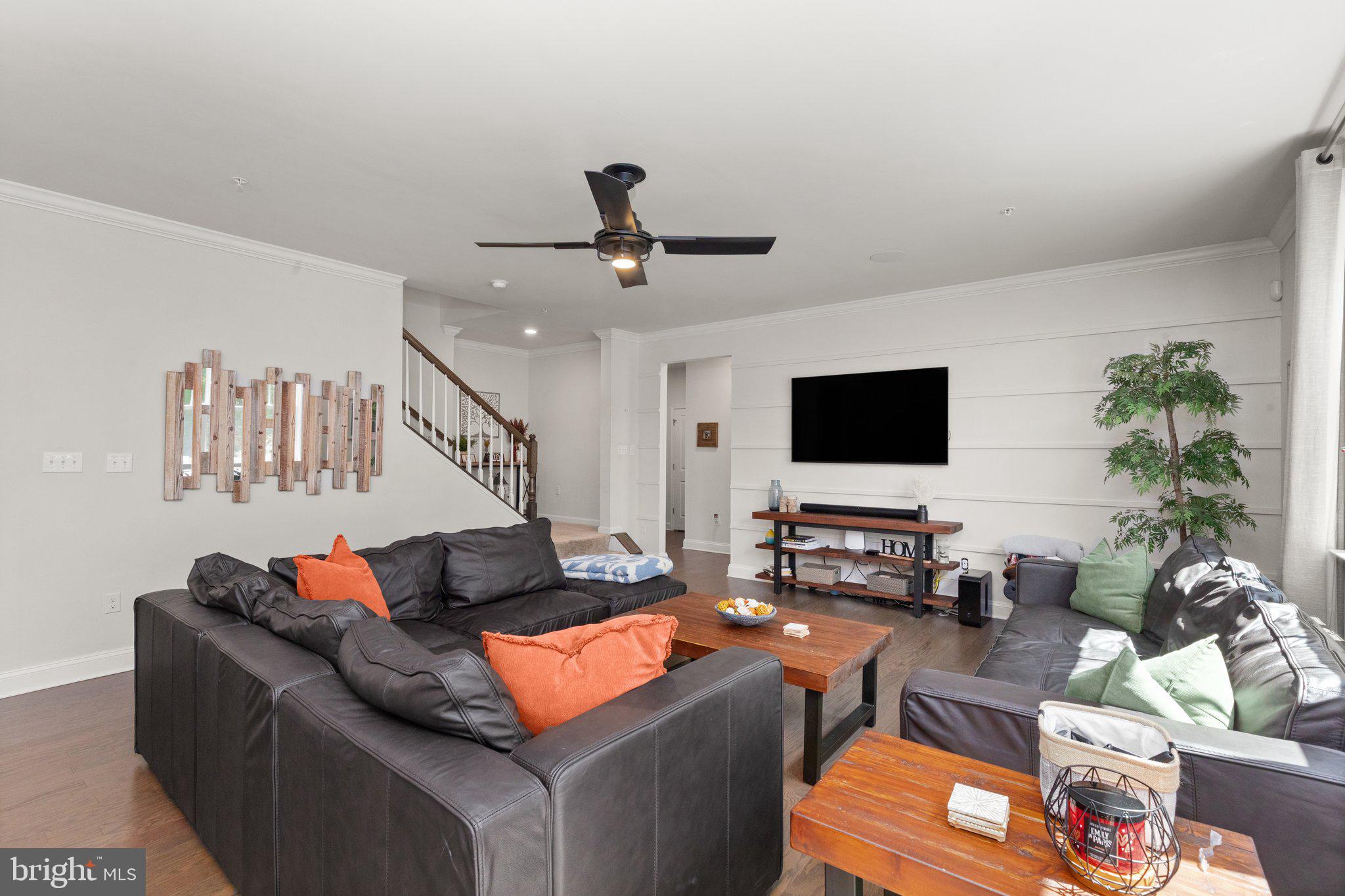 MONARCH GLEN - Residential